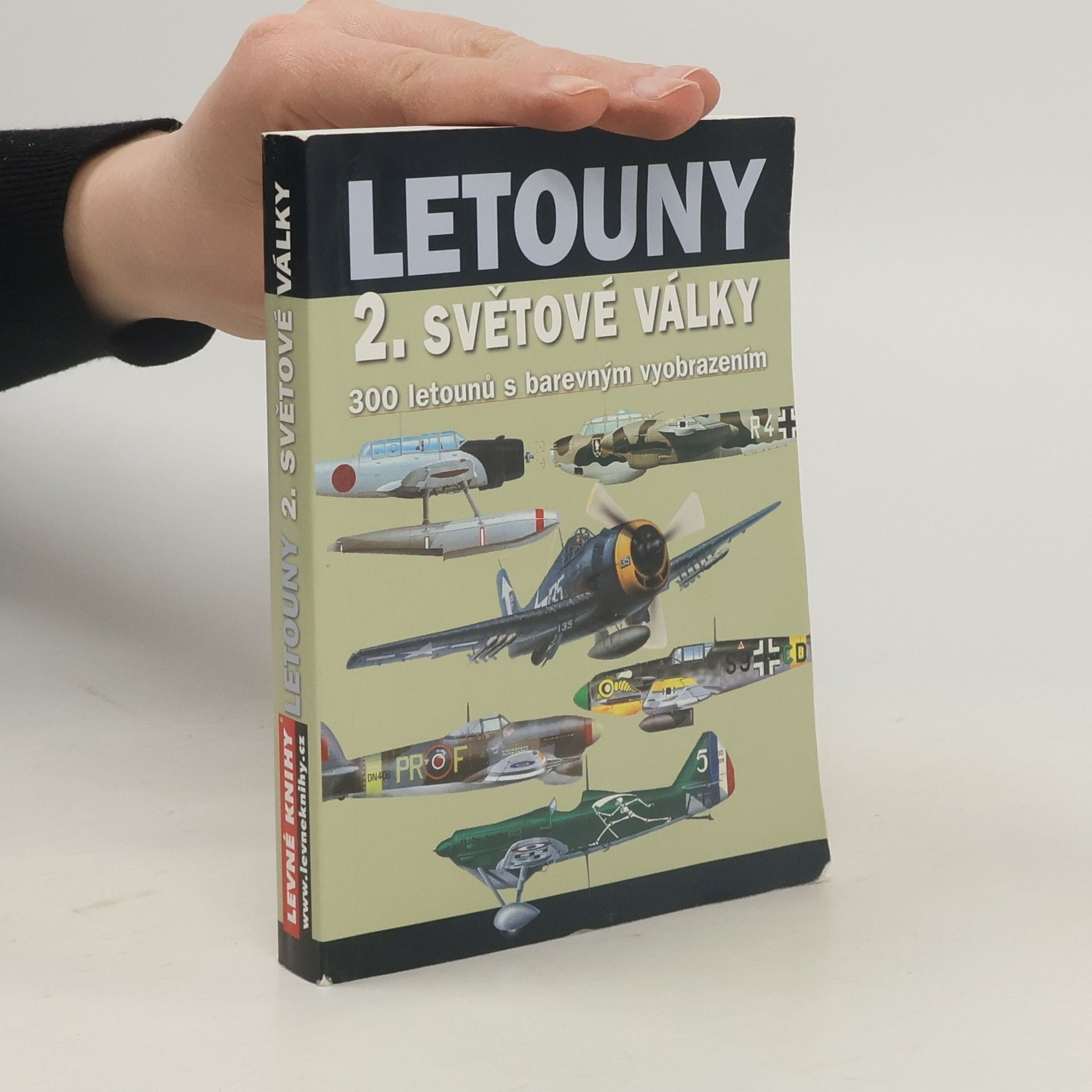 Christopher Chant Letouny 2. světové války