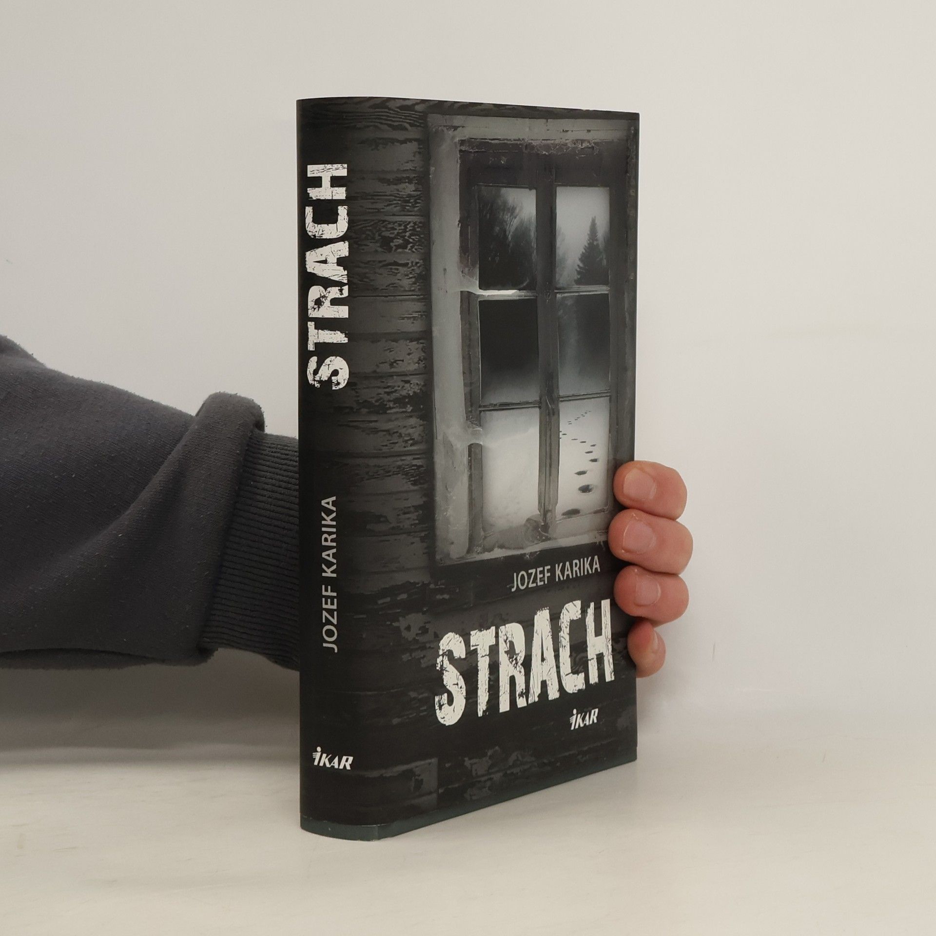 Jozef Karika Strach