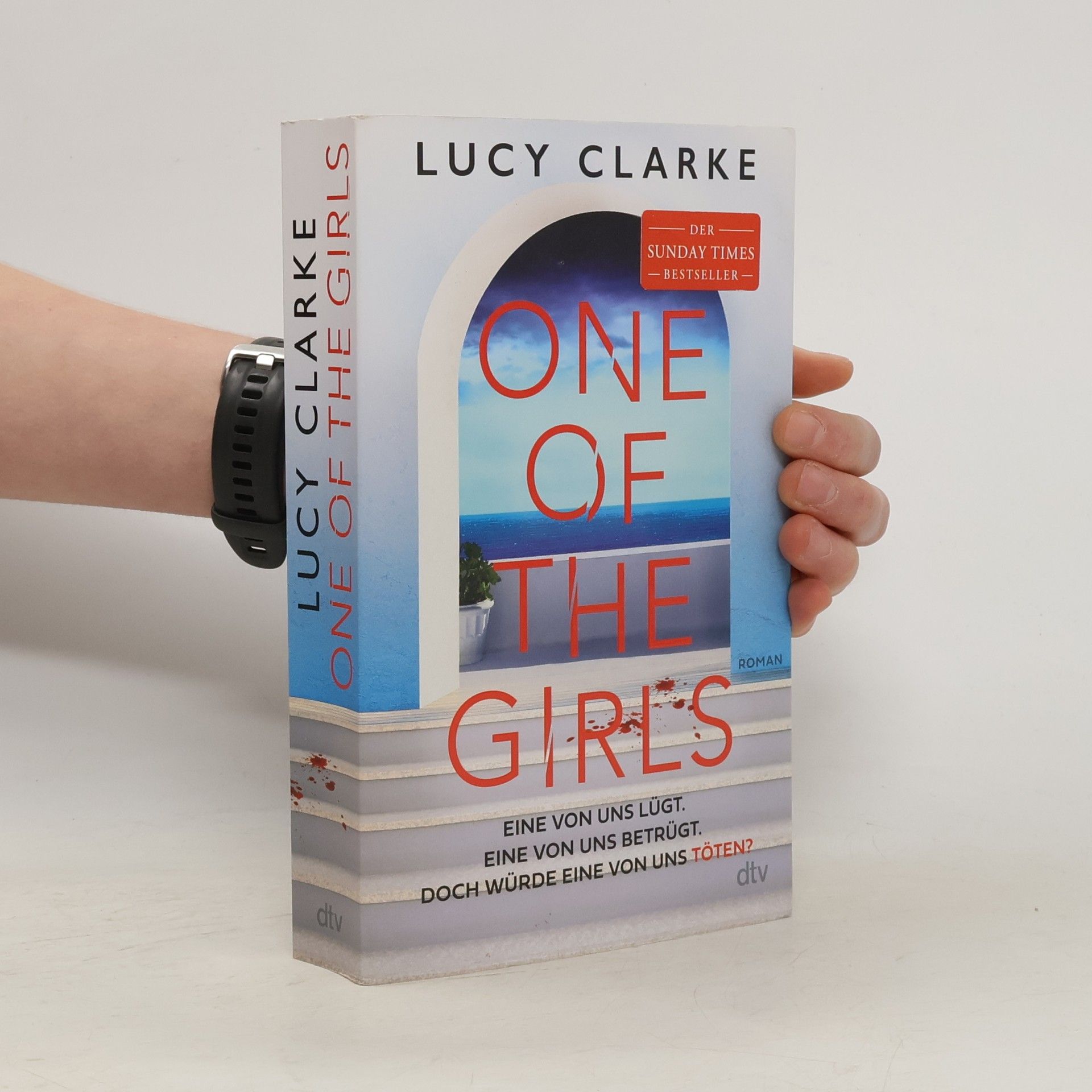 Lucy Clarke One of the Girls