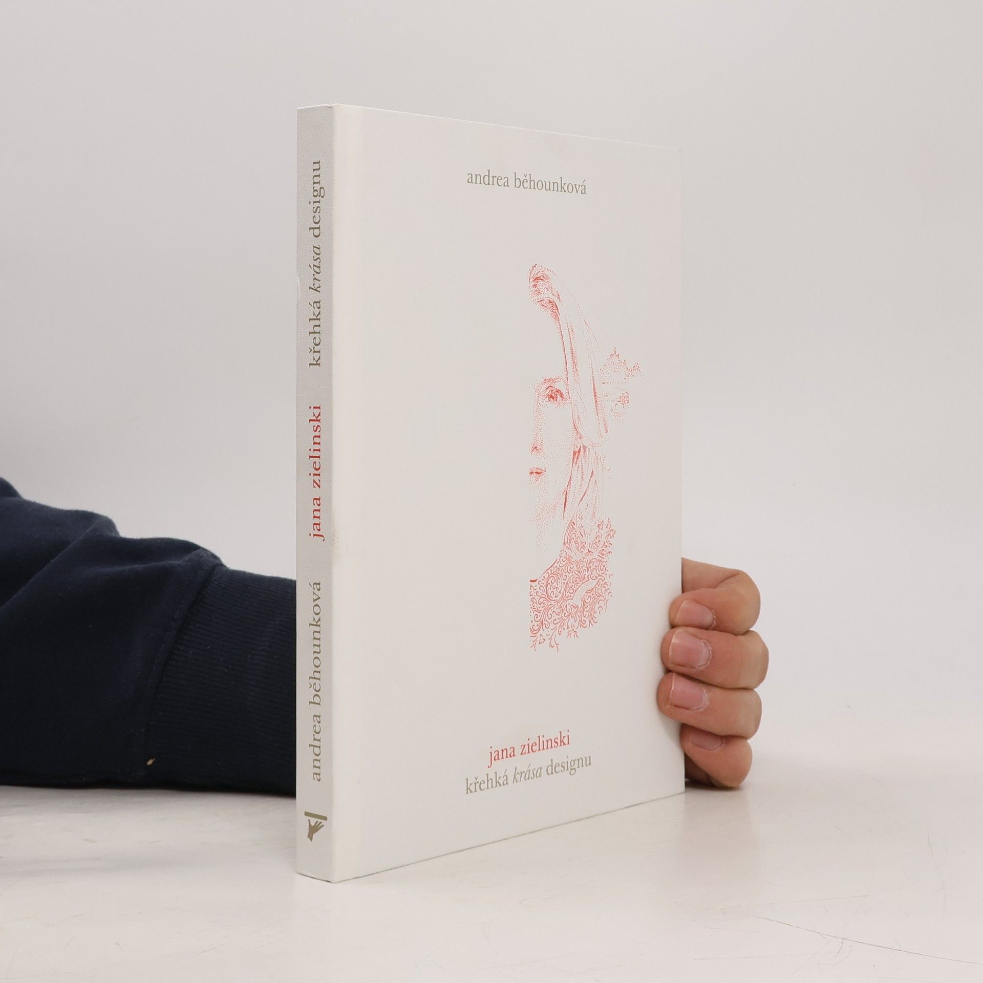 Andrea Běhounková Křehká krása designu