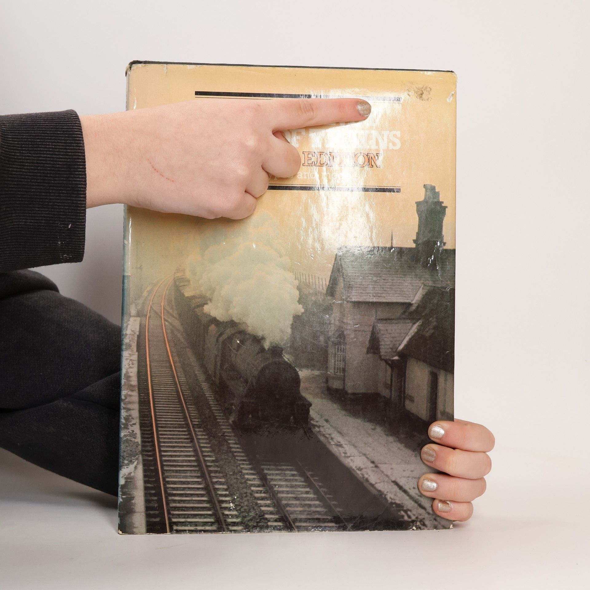 S. W Stevens-Stratten The Hornby Book of Trains