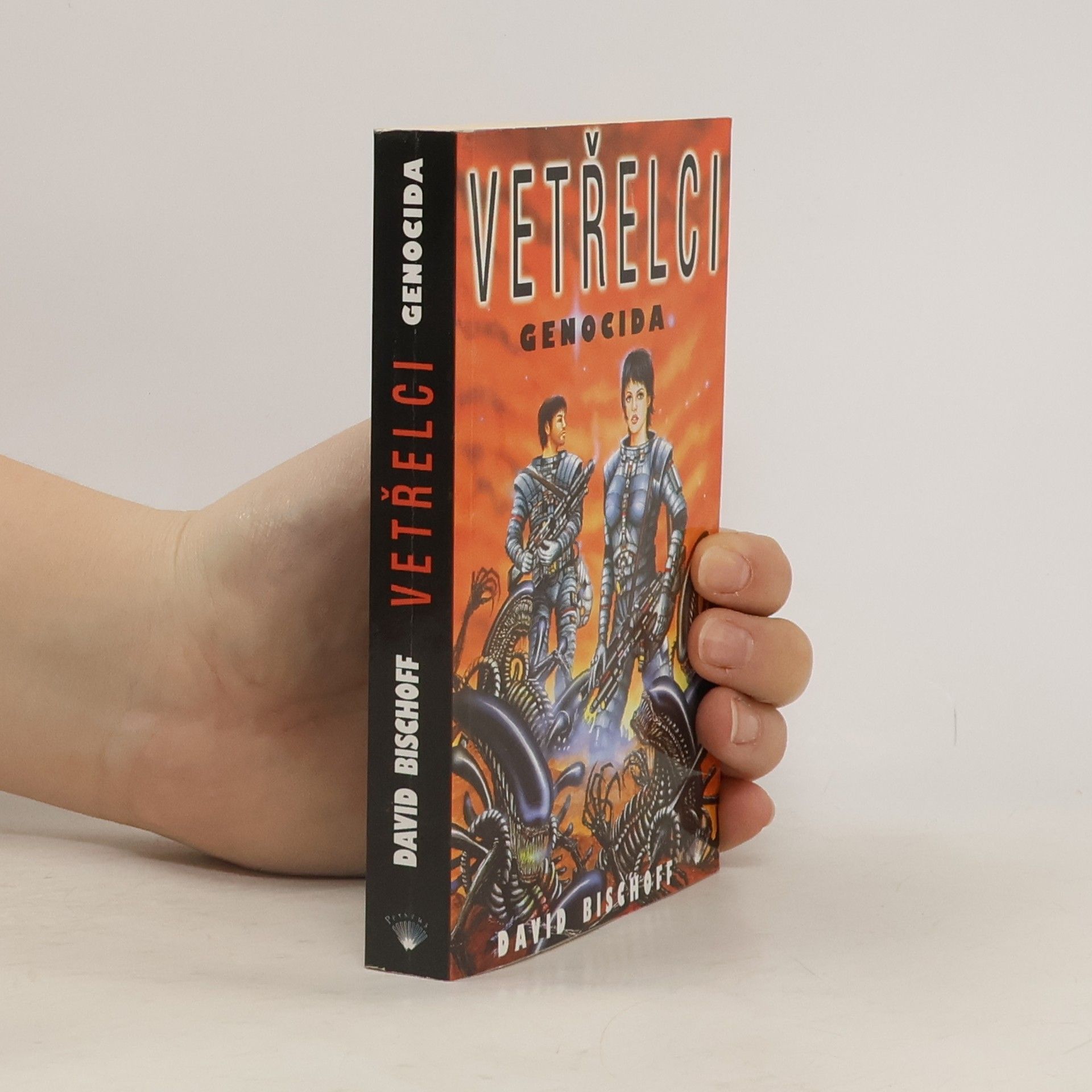 David F. Bischoff Vetřelci. Genocida