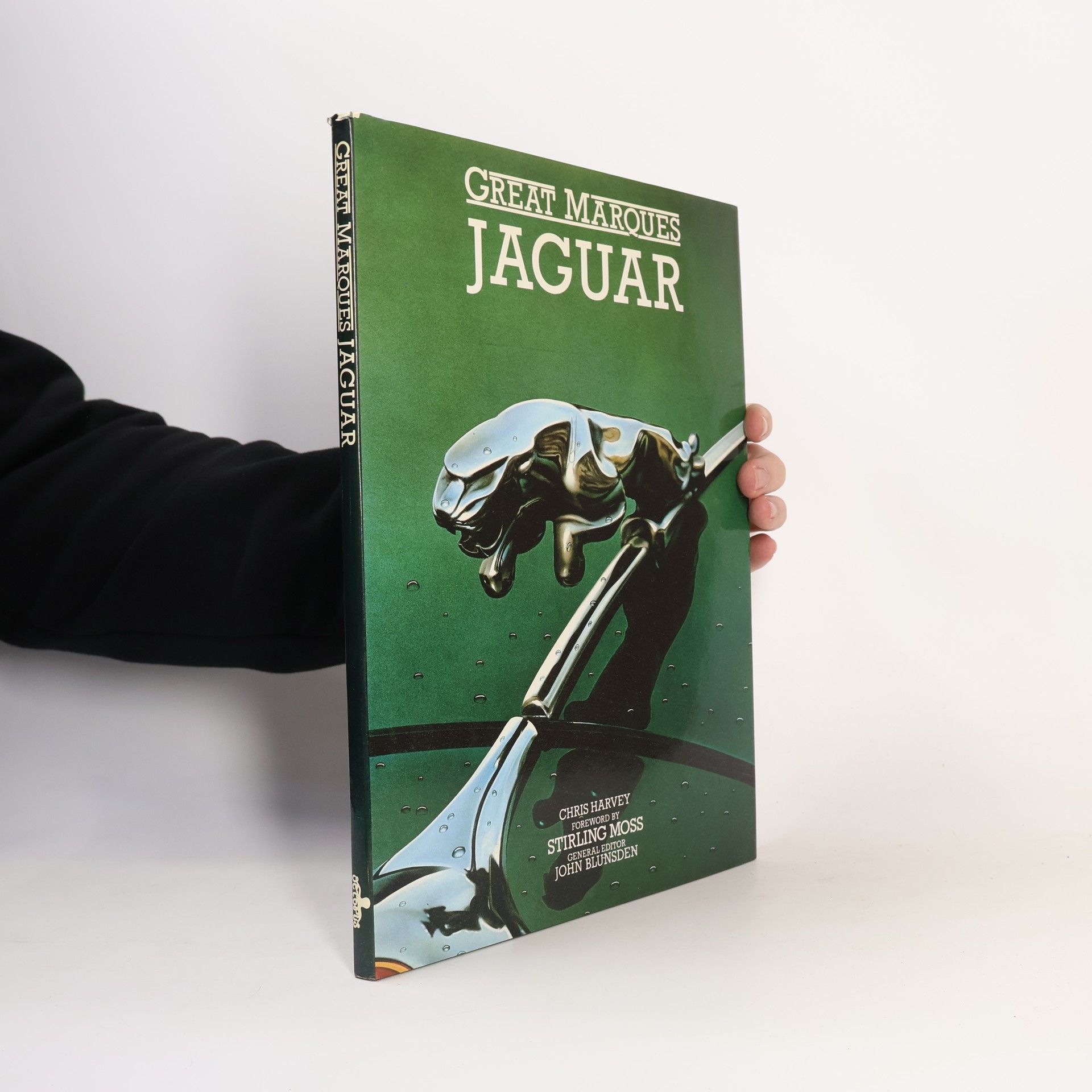 Chris Harvey Great Marques. Jaguar