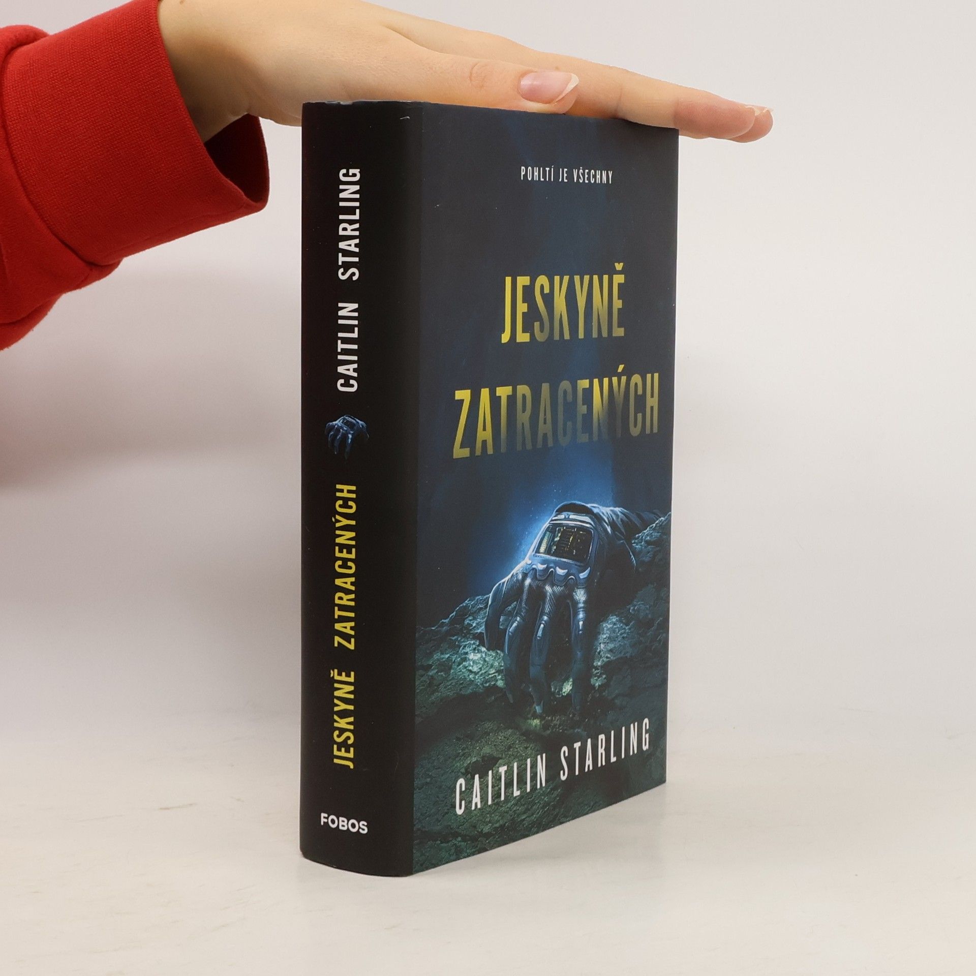 Caitlin Starling Jeskyně zatracených