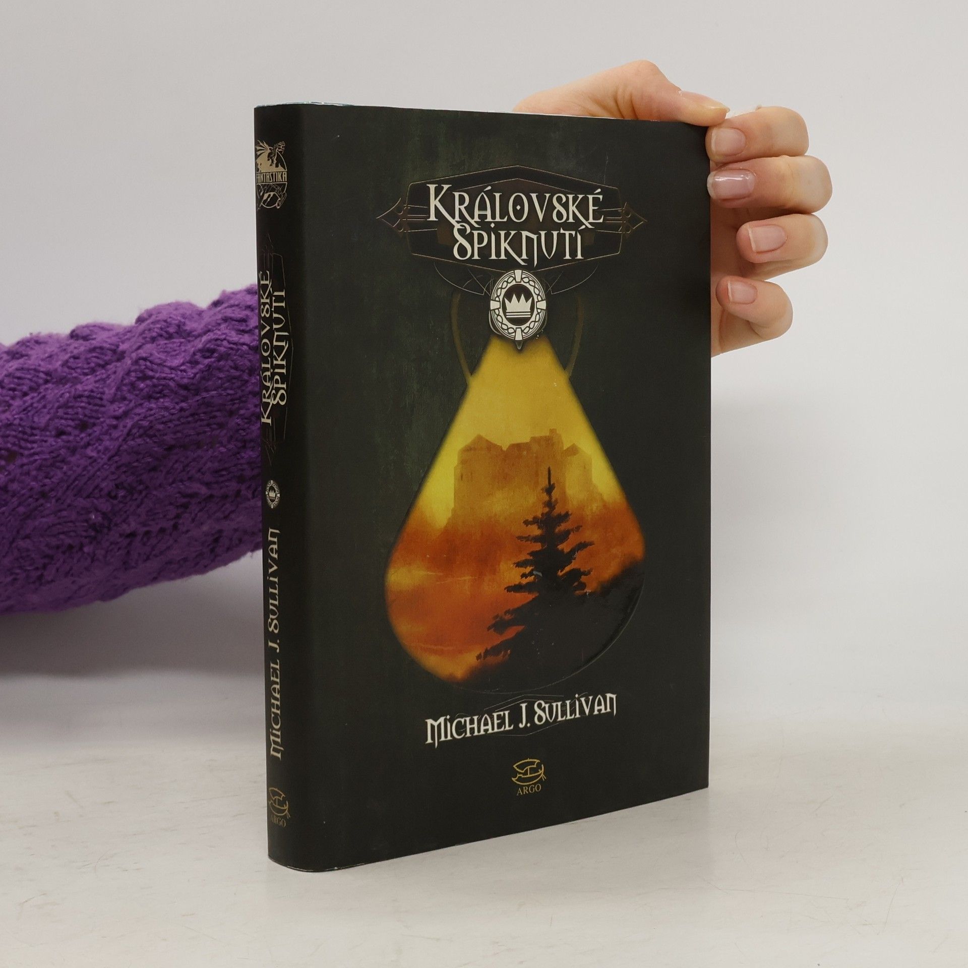 Michael J. Sullivan Královské spiknutí