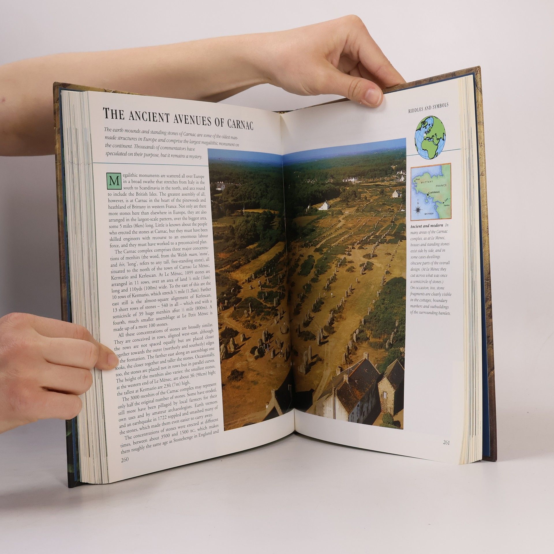 Various authors Strange worlds, amazing places : a grand tour of the most exciting places on earth