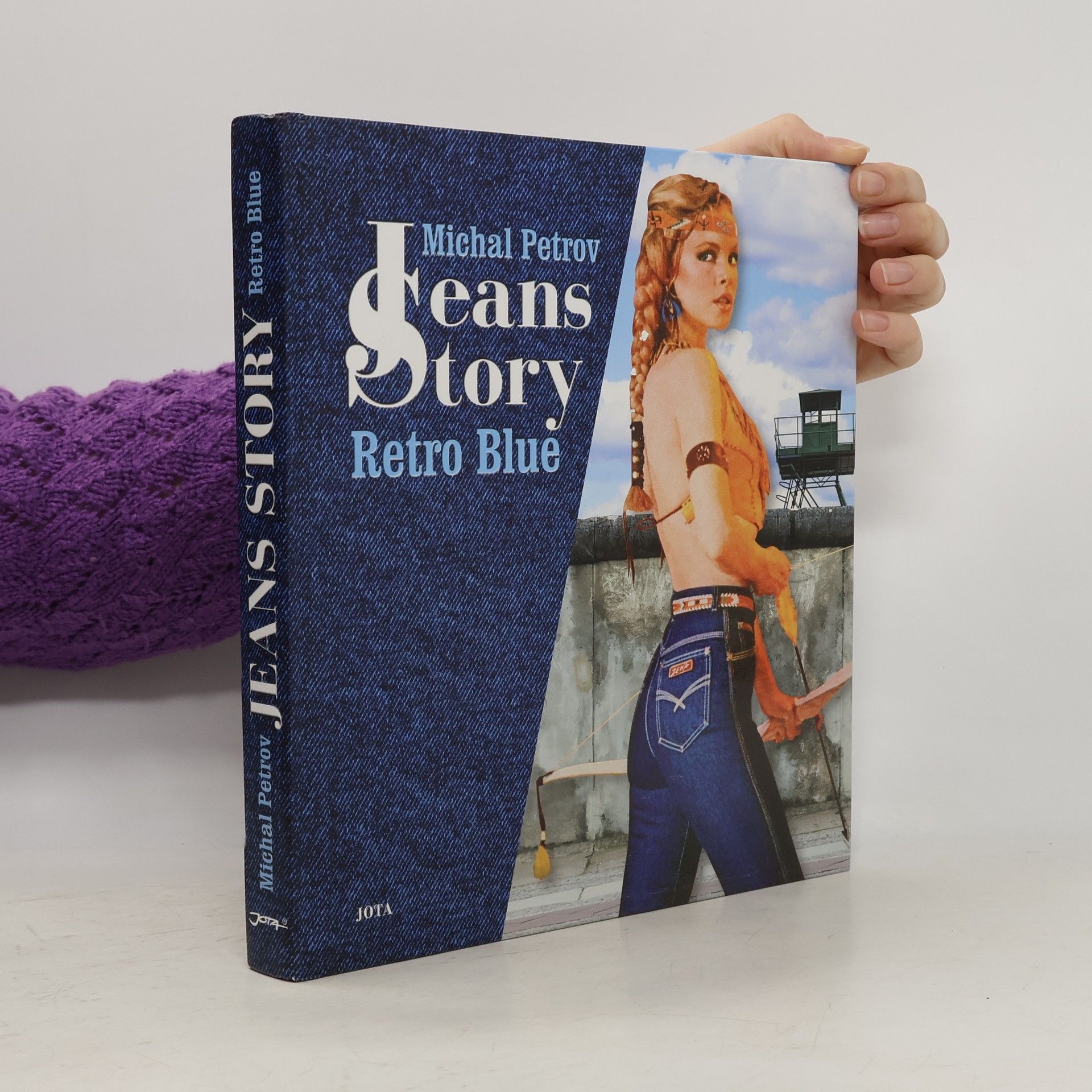 Michal Petrov Jeans story: Retro blue