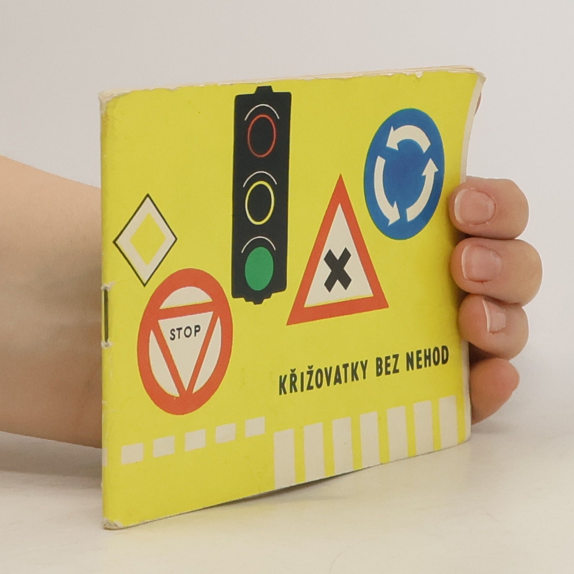 Autorenkollektiv Křižovatky bez nehod