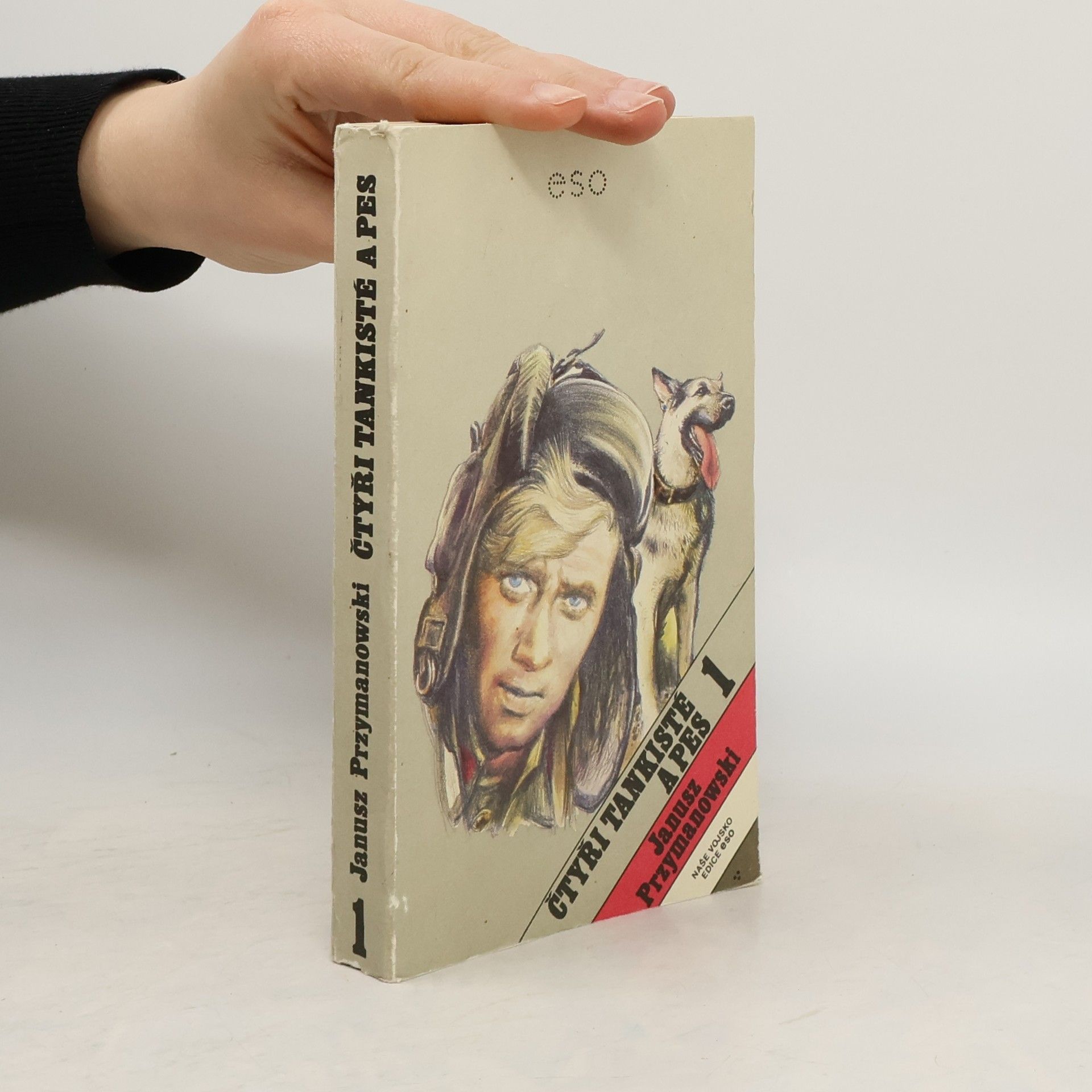 Janusz Przymanowski Čtyři tankisté a pes. 1. díl