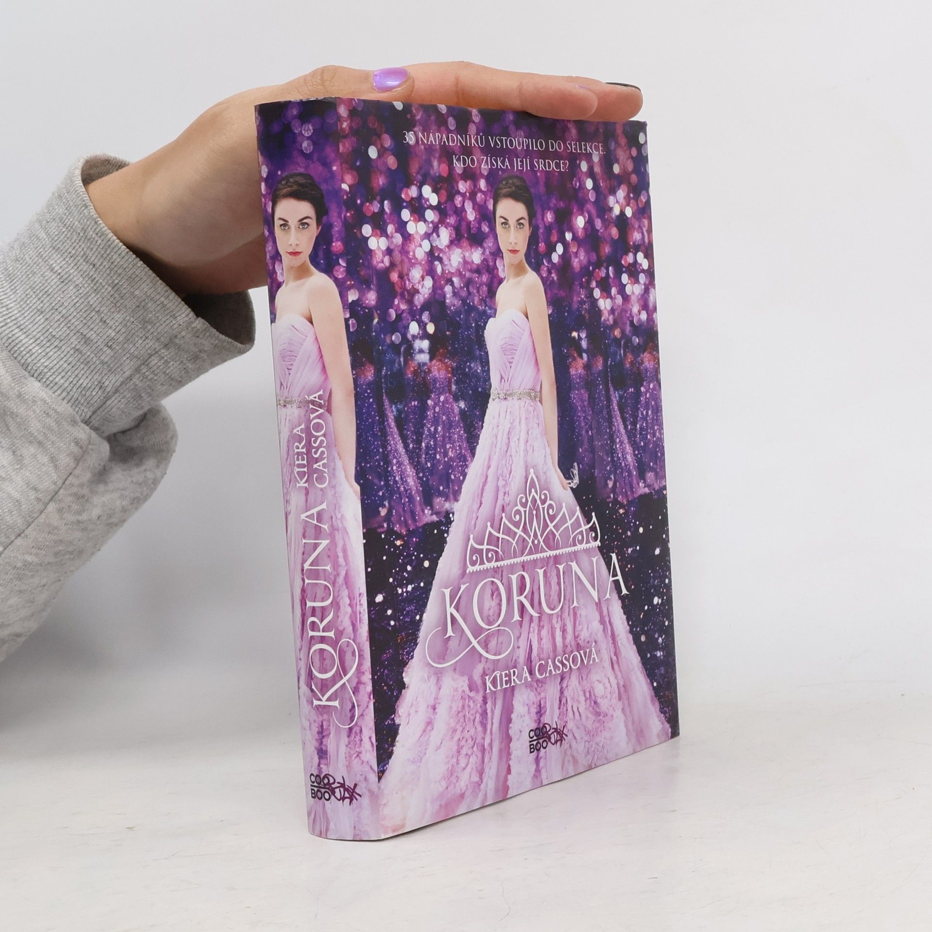 Kiera Cass Koruna