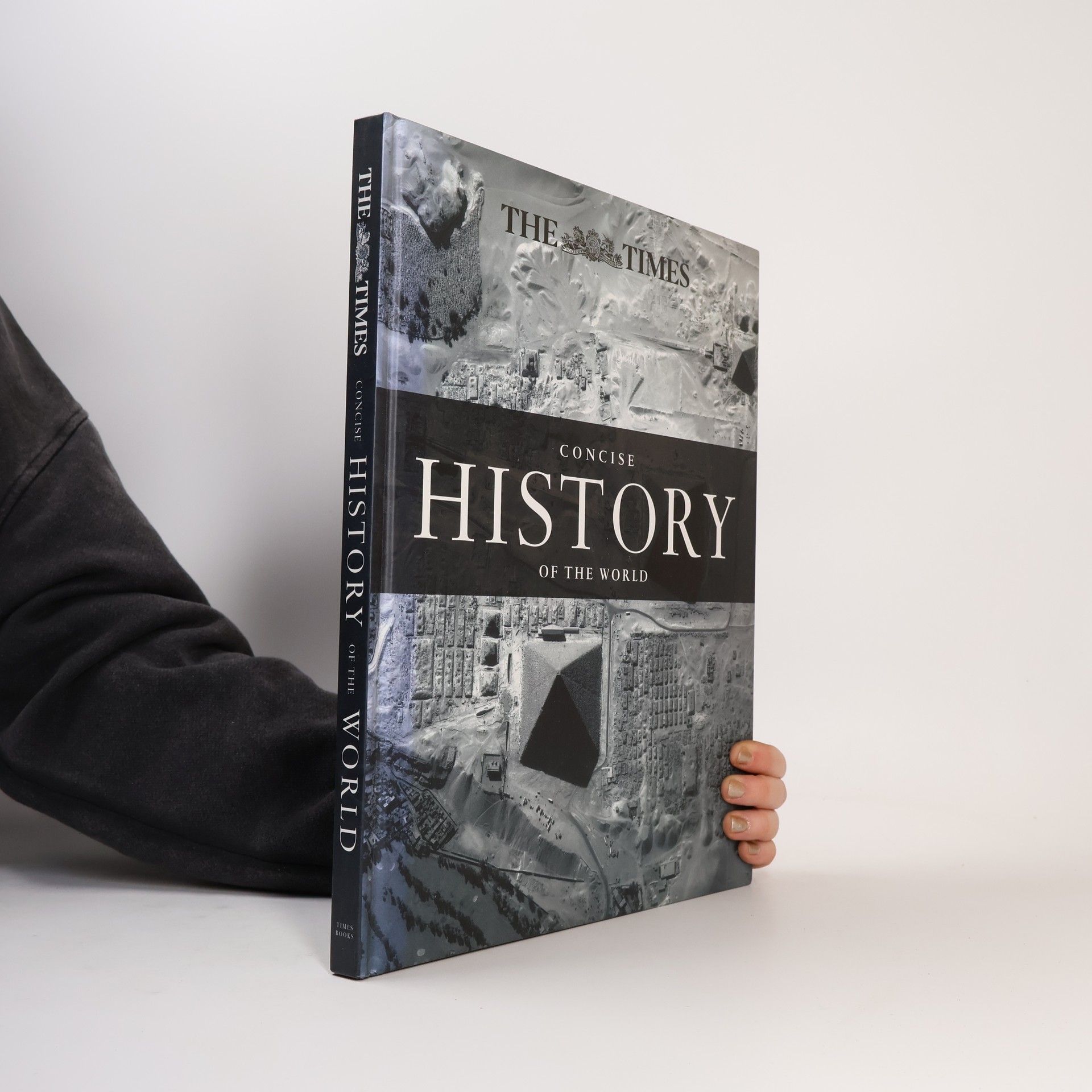 Geoffrey Parker The Times Concise History of the World