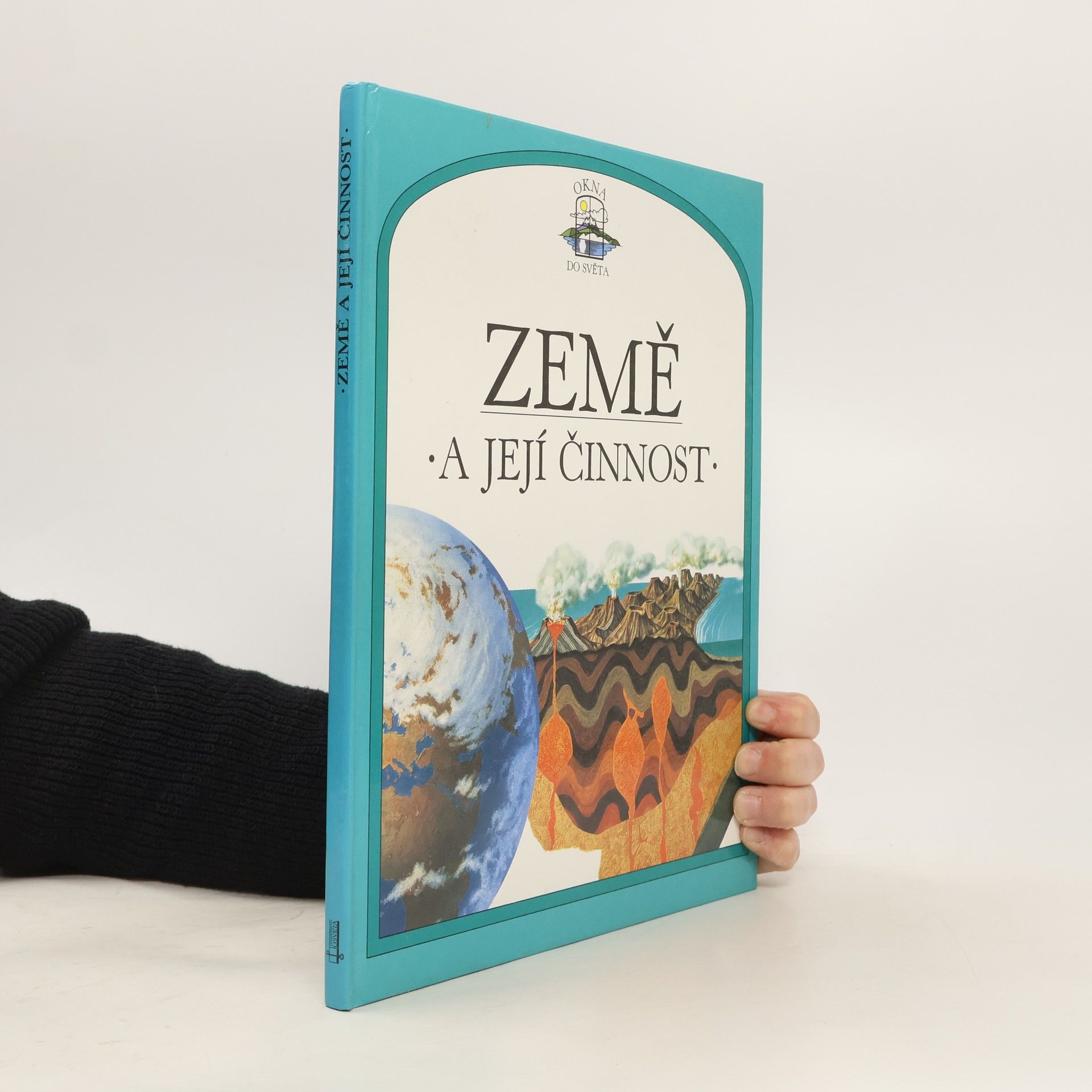 Steve Parker Země a její činnost