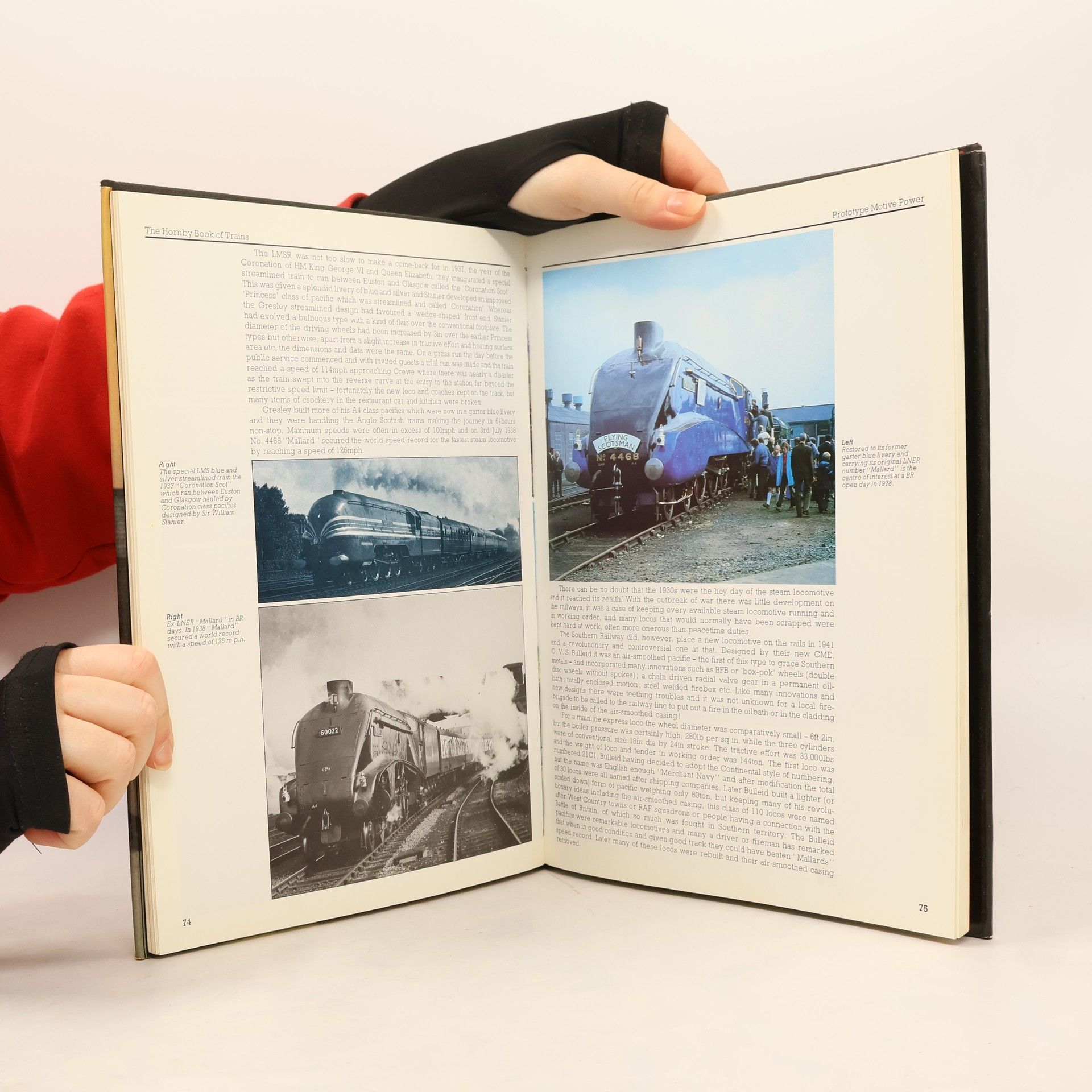 S. W Stevens-Stratten The Hornby Book of Trains