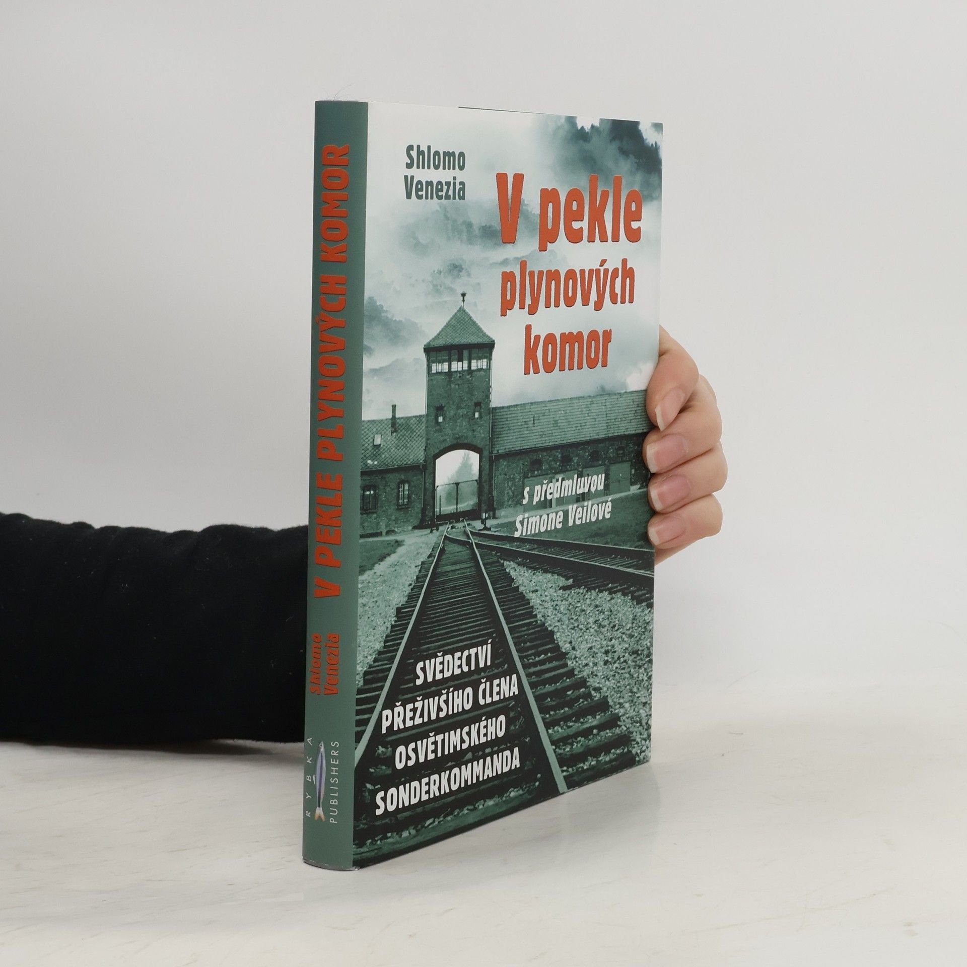 Shlomo Venezia V pekle plynových komor