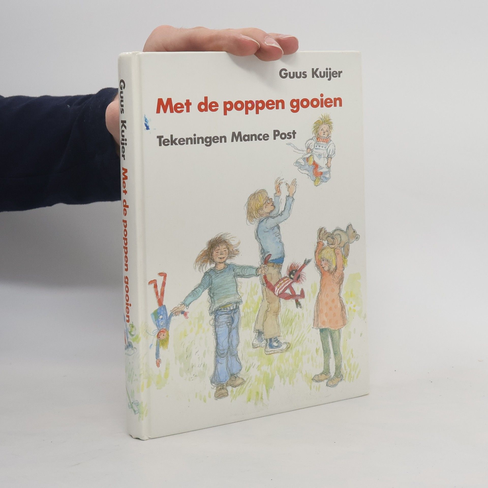 Met de poppen gooien