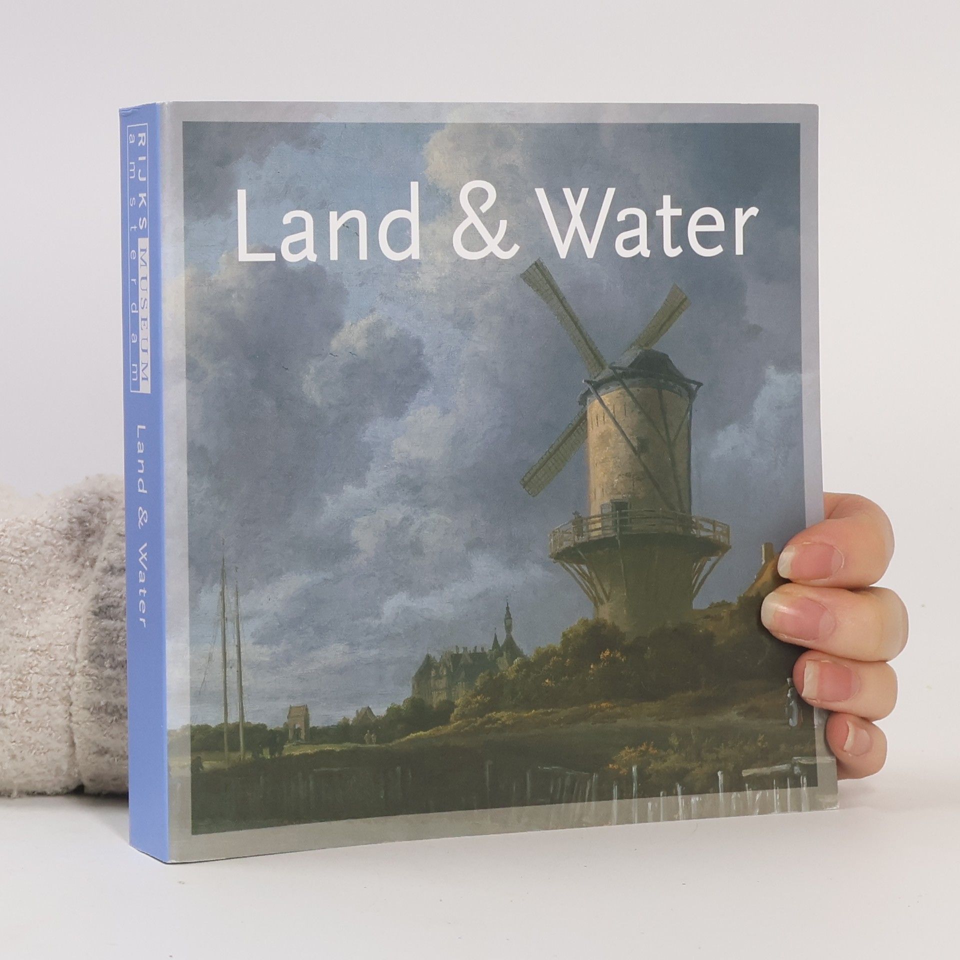 AA.VV. Land & water