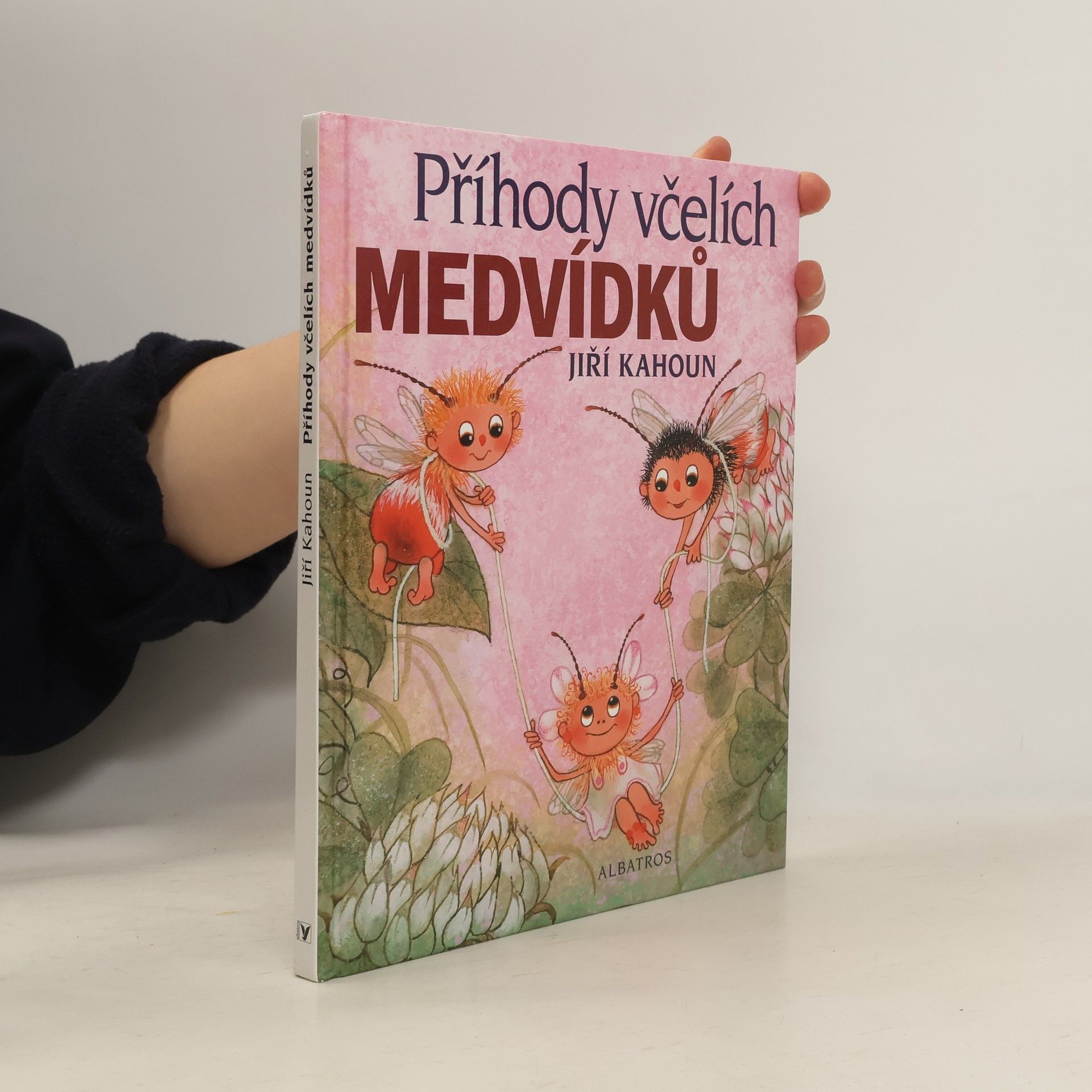 Příhody včelích medvídků