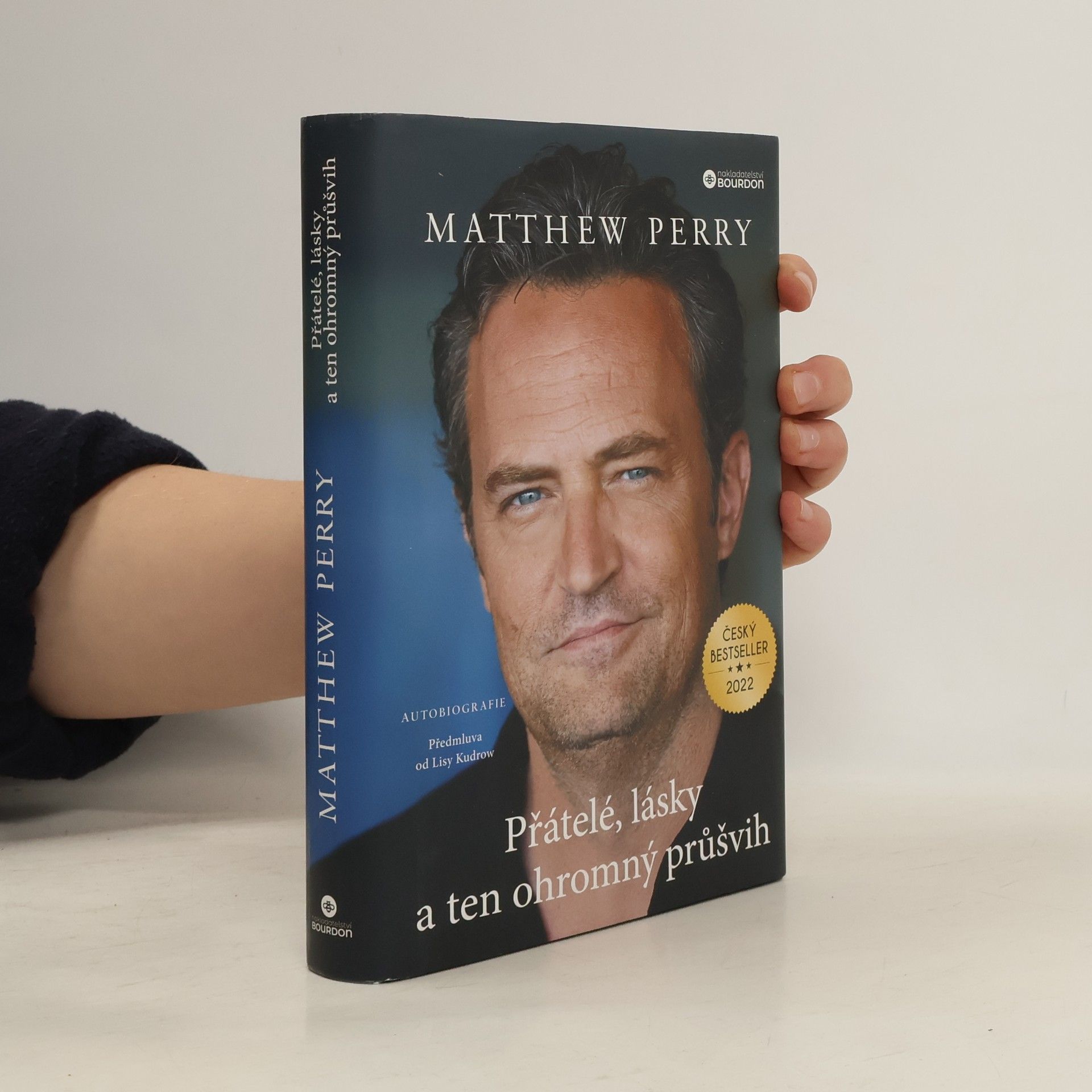 Matthew Perry Přátelé, lásky a ten ohromný průšvih