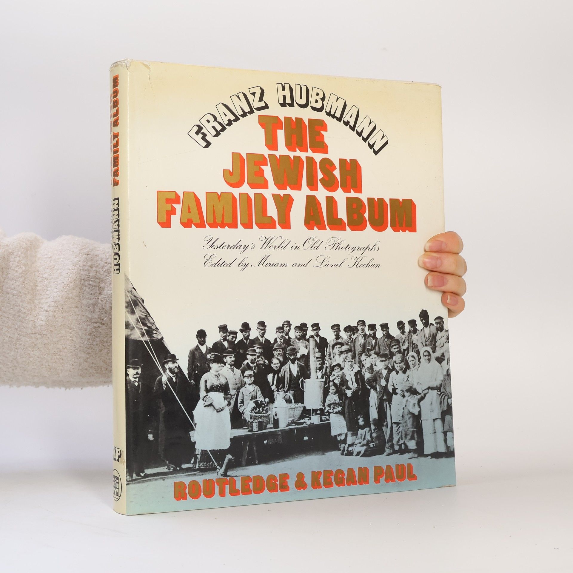 The Jewish Family Album