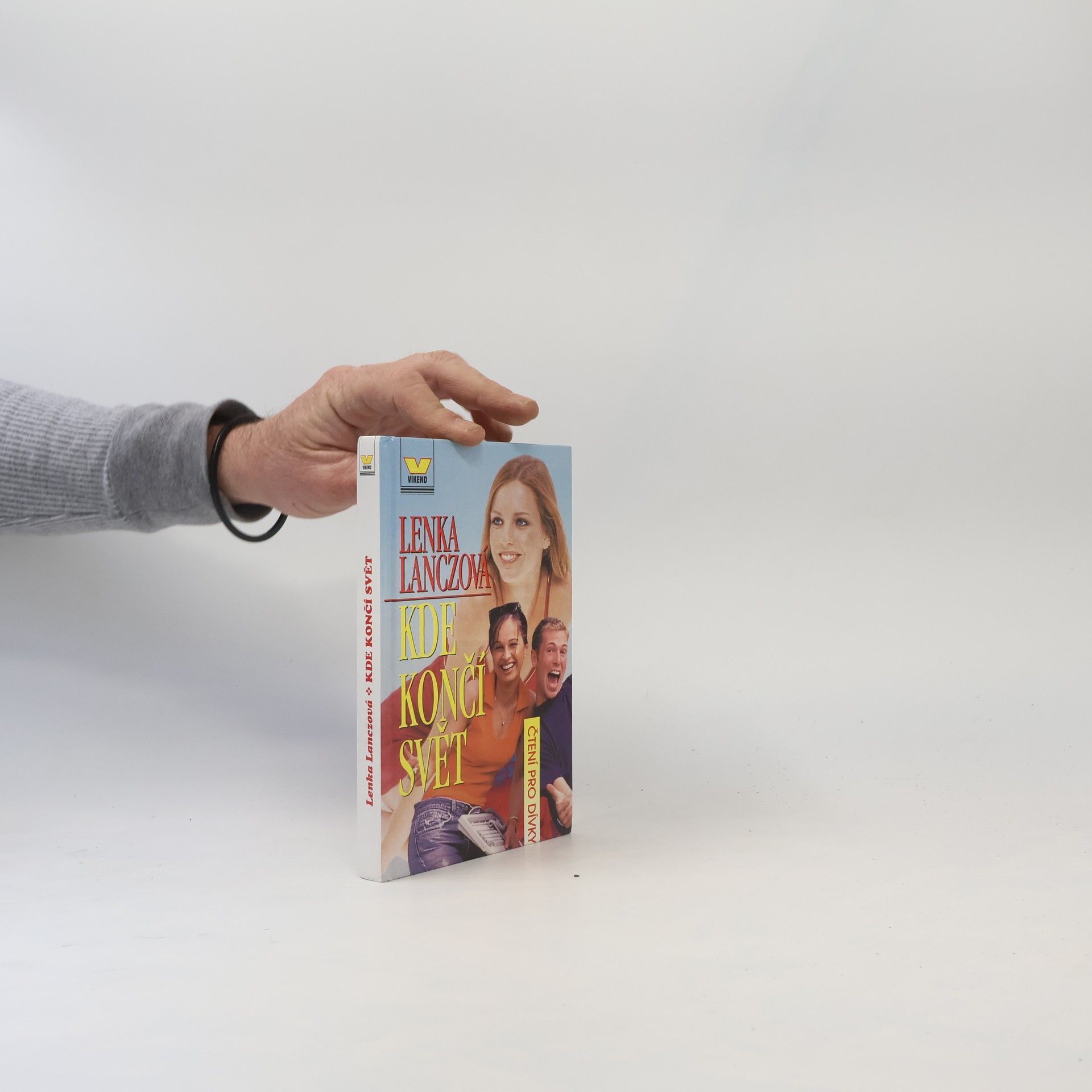 Lenka Lanczová Kde končí svět