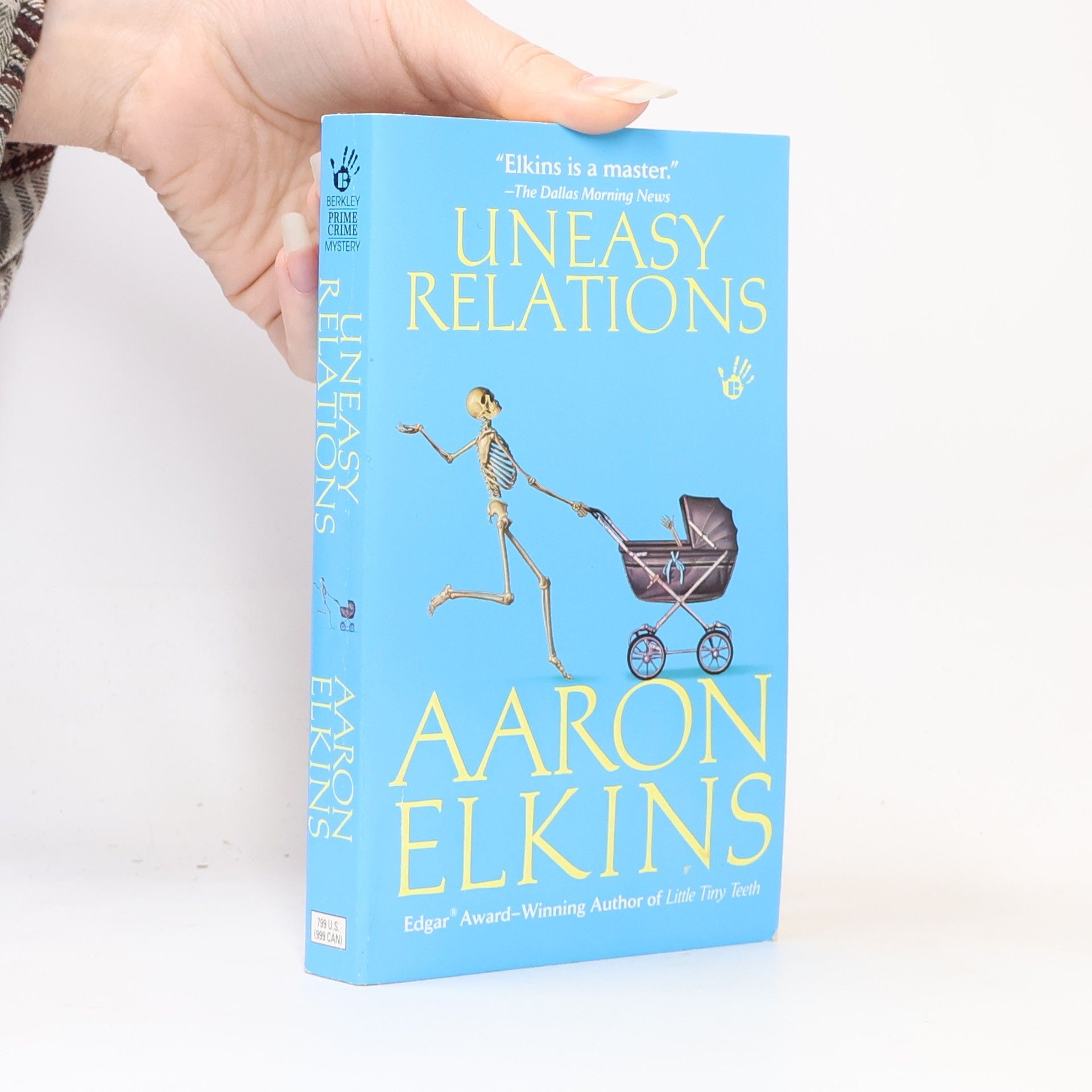 Aaron Elkins Uneasy Relations