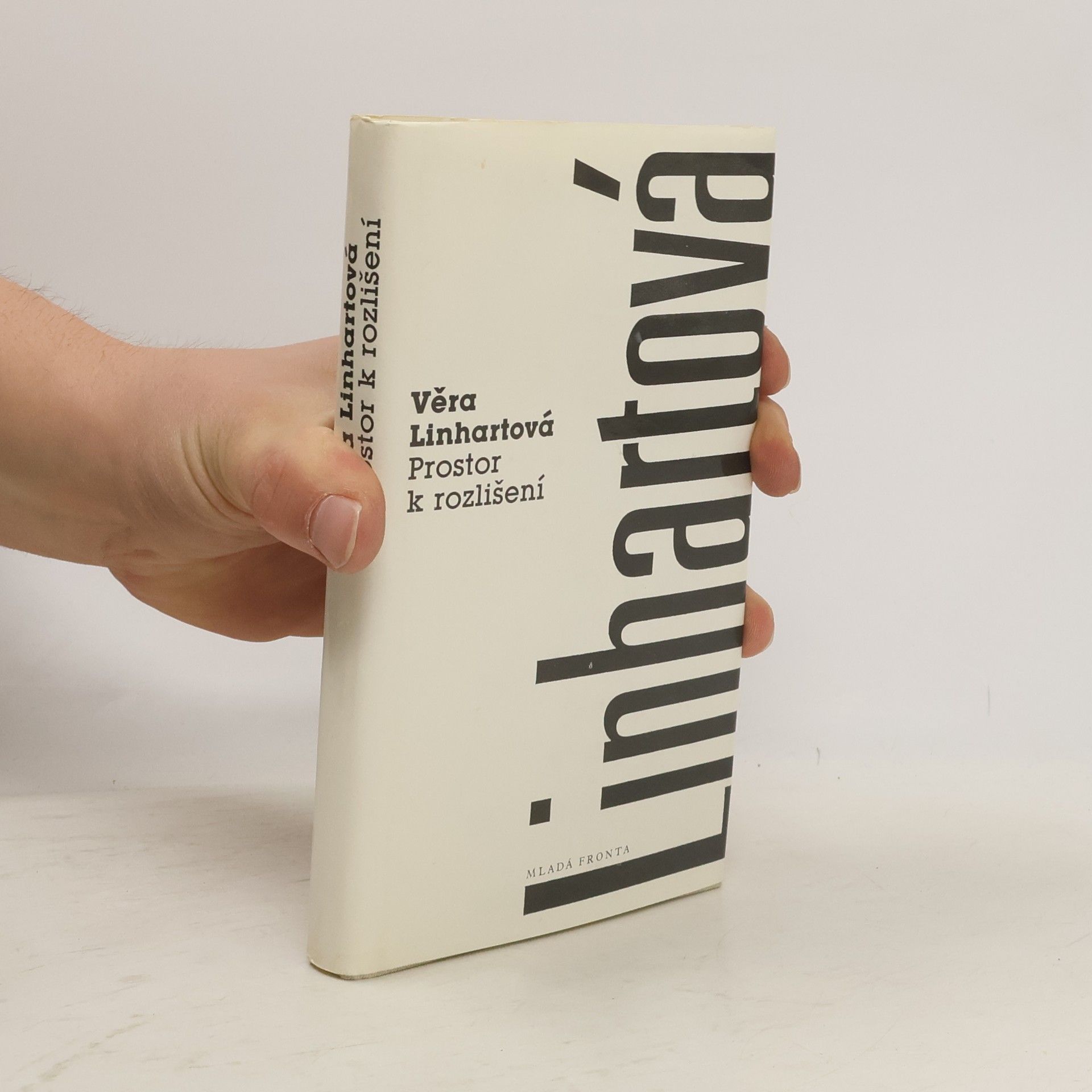 Věra Linhartová Prostor k rozlišení