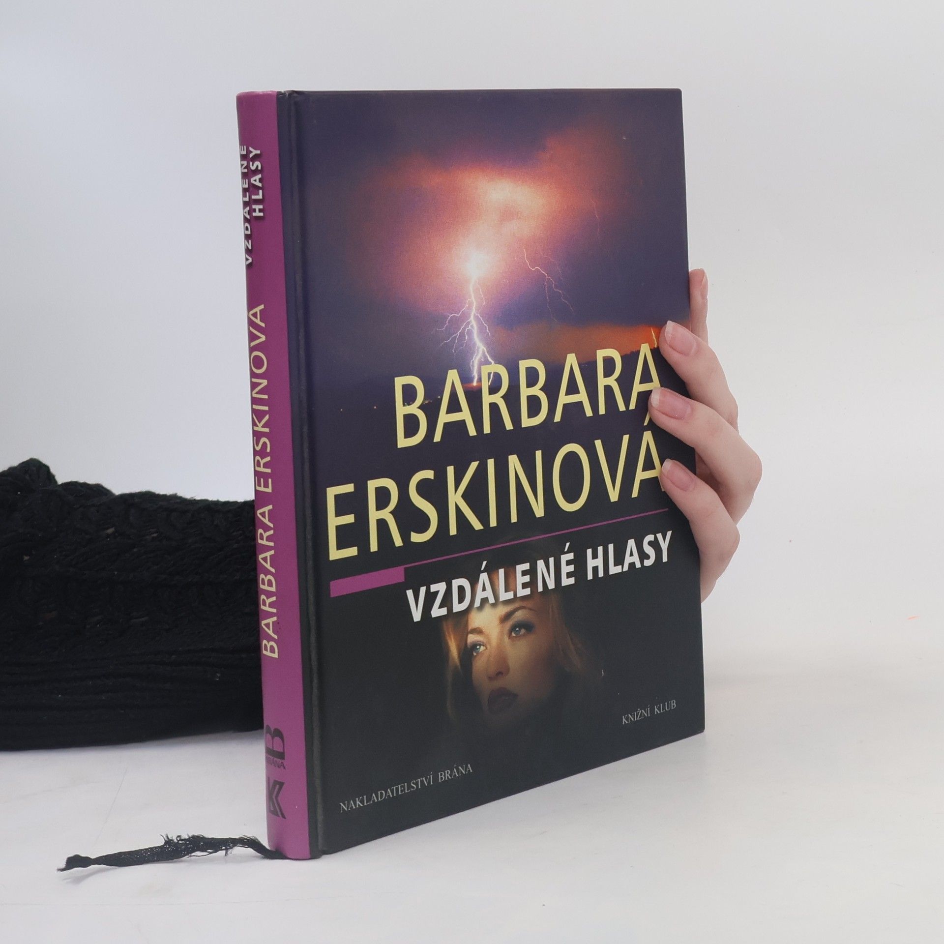 Barbara Erskine Vzdálené hlasy