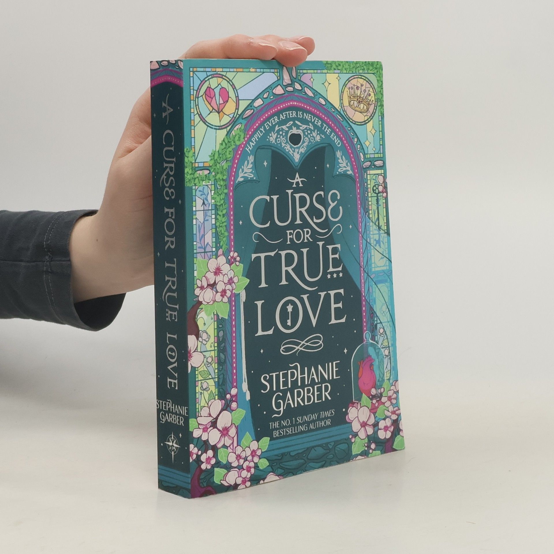 Stephanie Garber Once Upon a Broken Heart: A Curse for True Love