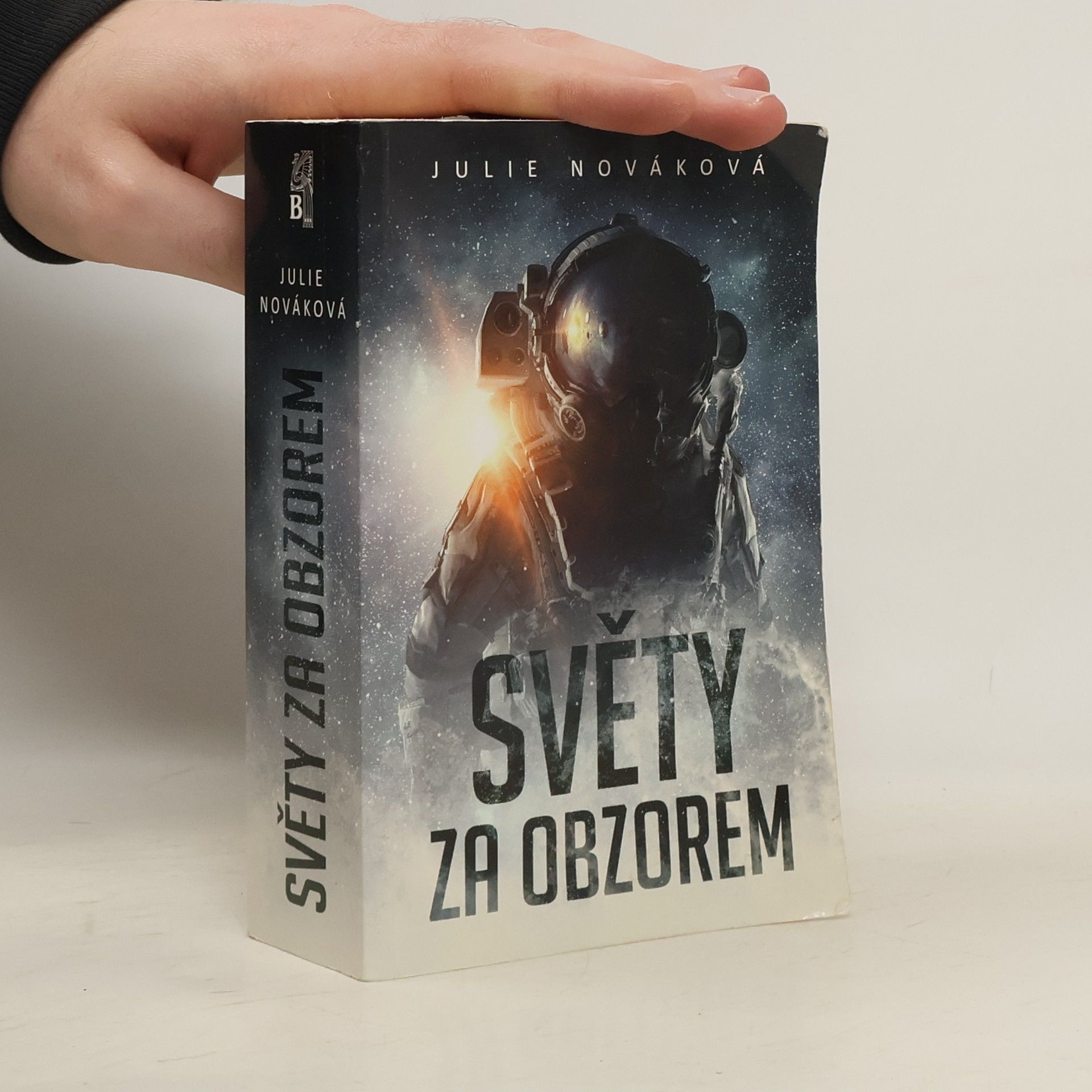 Julie Nováková Světy za obzorem