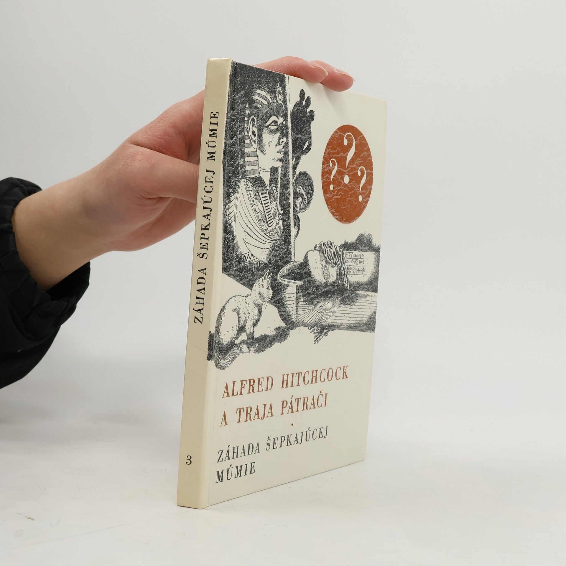Robert Arthur Alfred Hitchcock a traja pátrači : Záhada šepkajúcej múmie