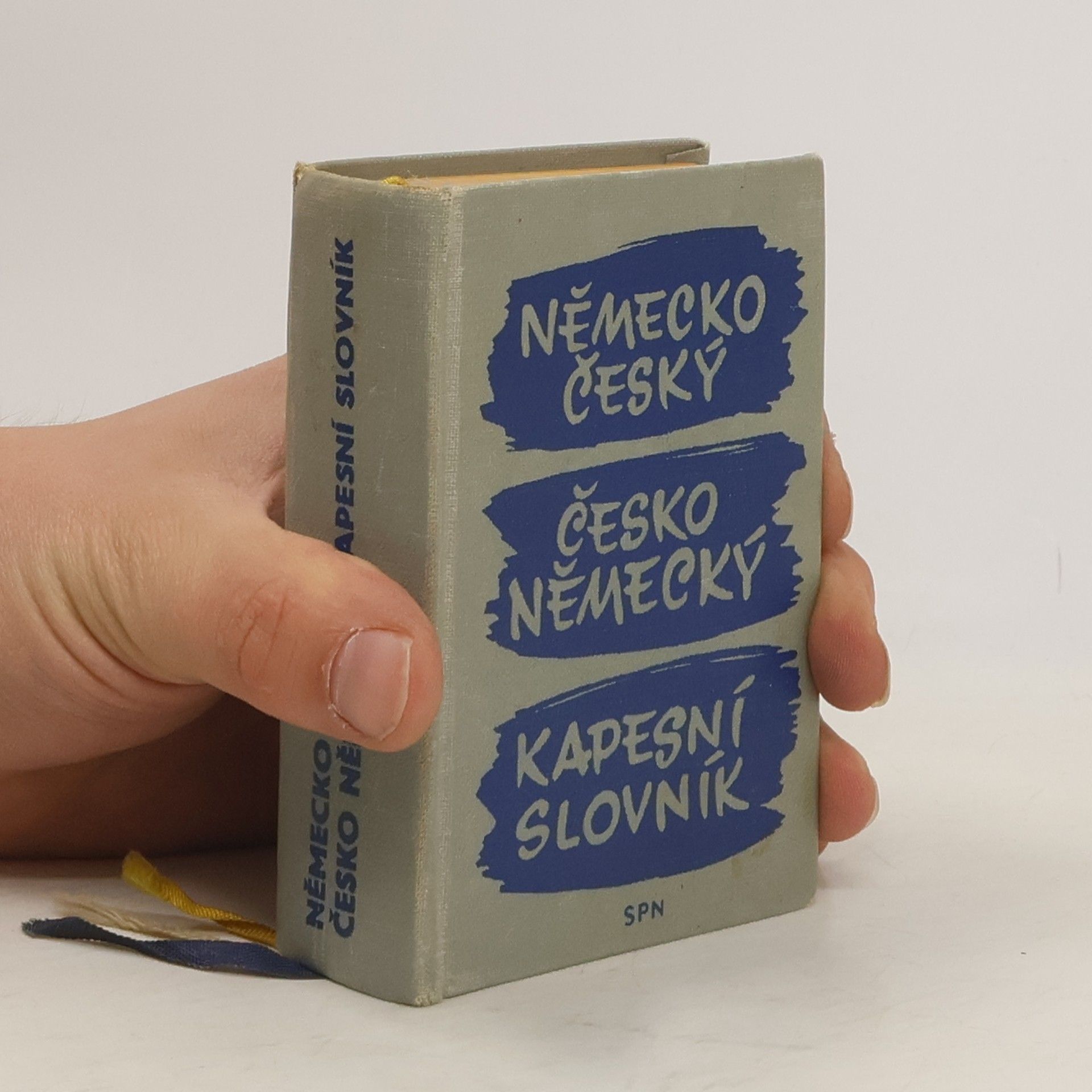 Německo-český/ česko-německý kapesní slovník
