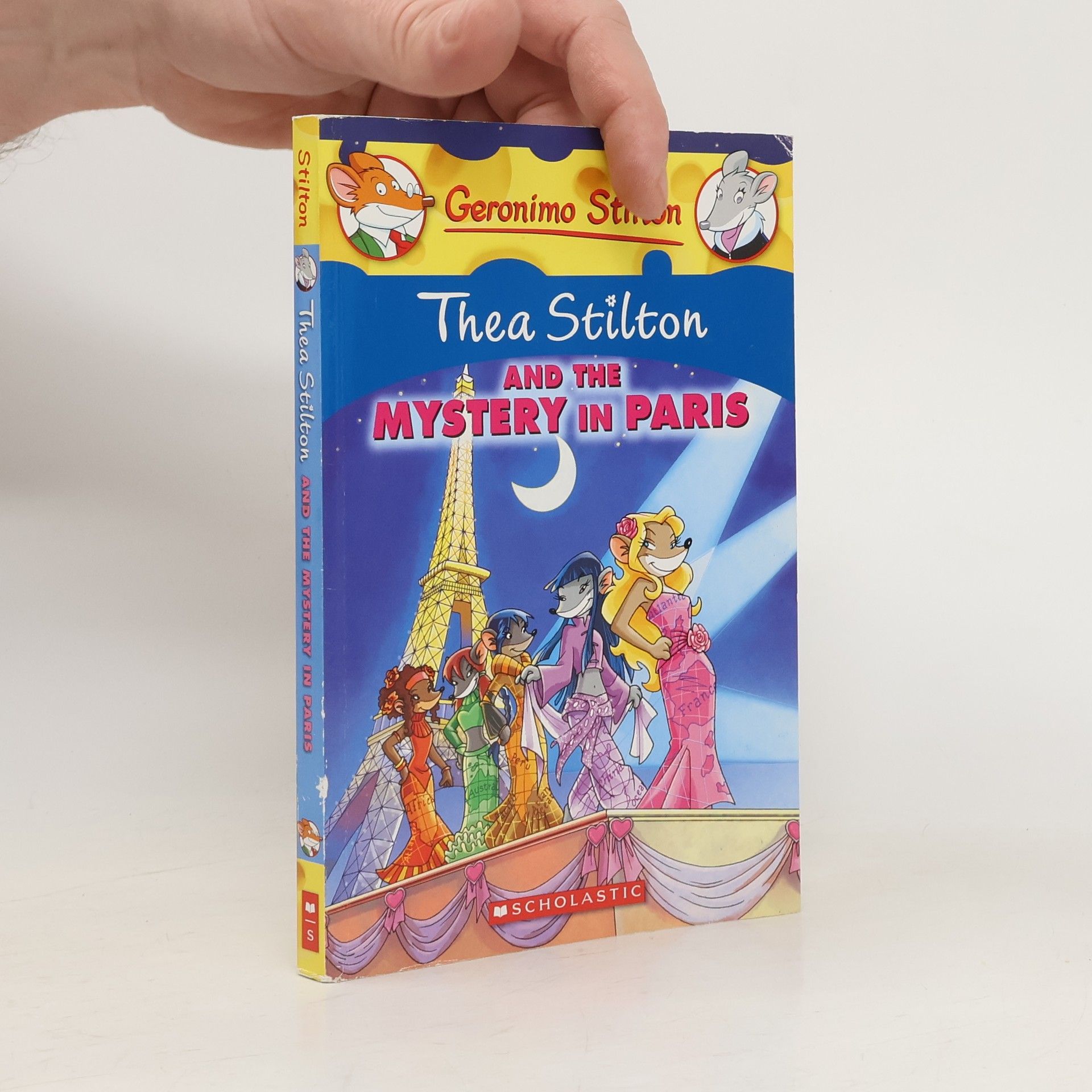 Elisabetta Dami Thea Stilton and the Mystery in Paris