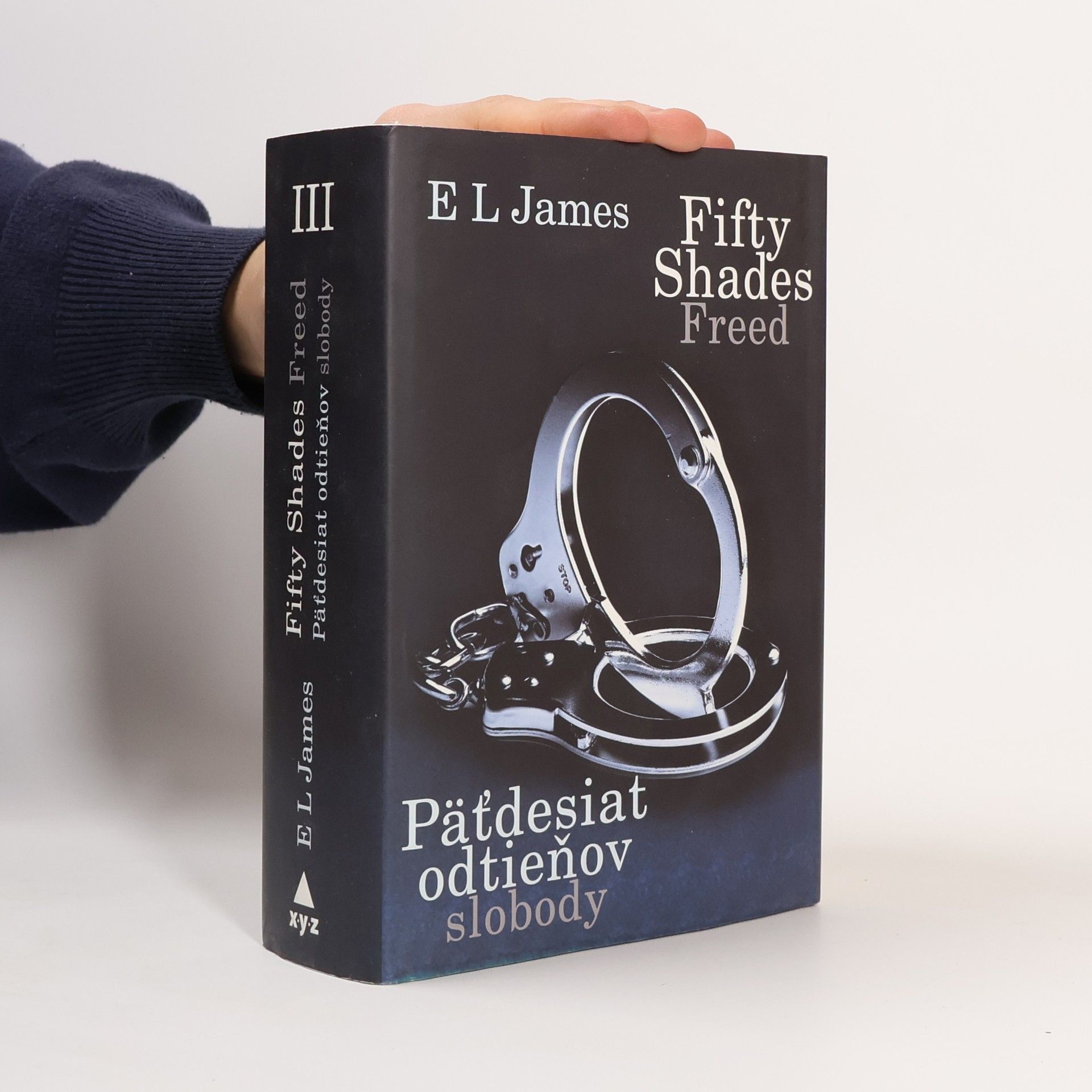 E L James Päťdesiat odtieňov slobody