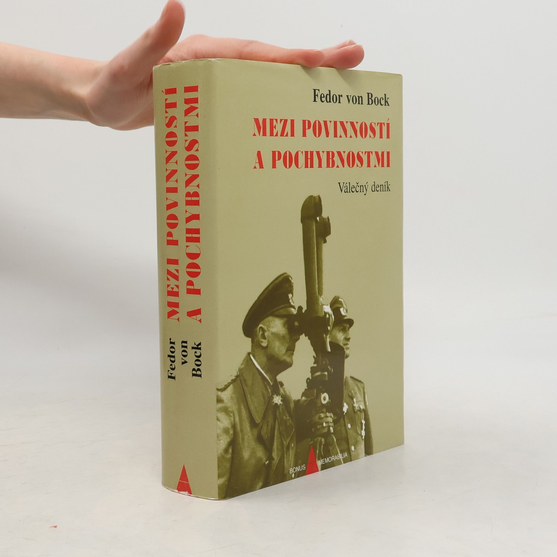 Mezi povinností a pochybnostmi : válečný deník