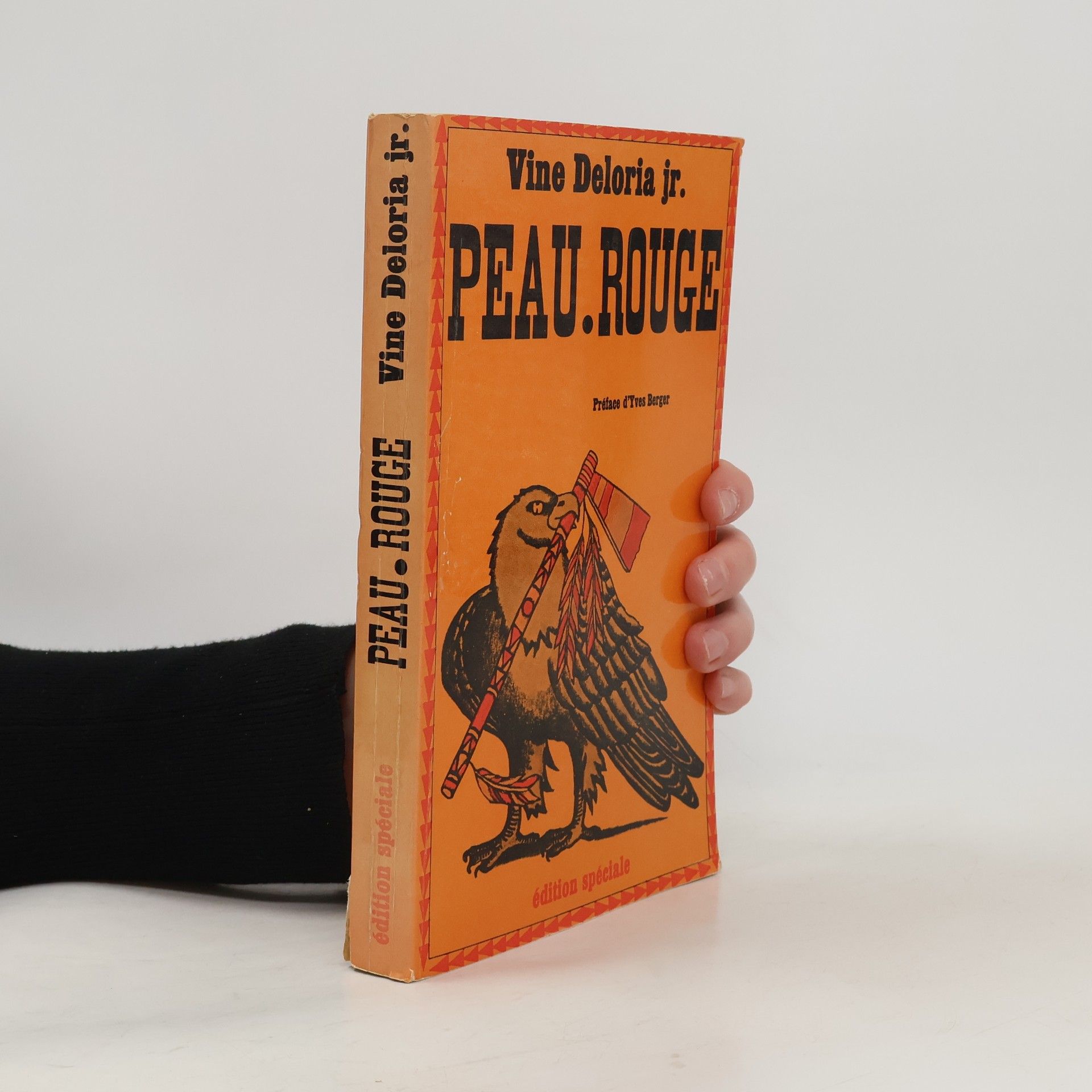 Vine Deloria Peau-Rouge