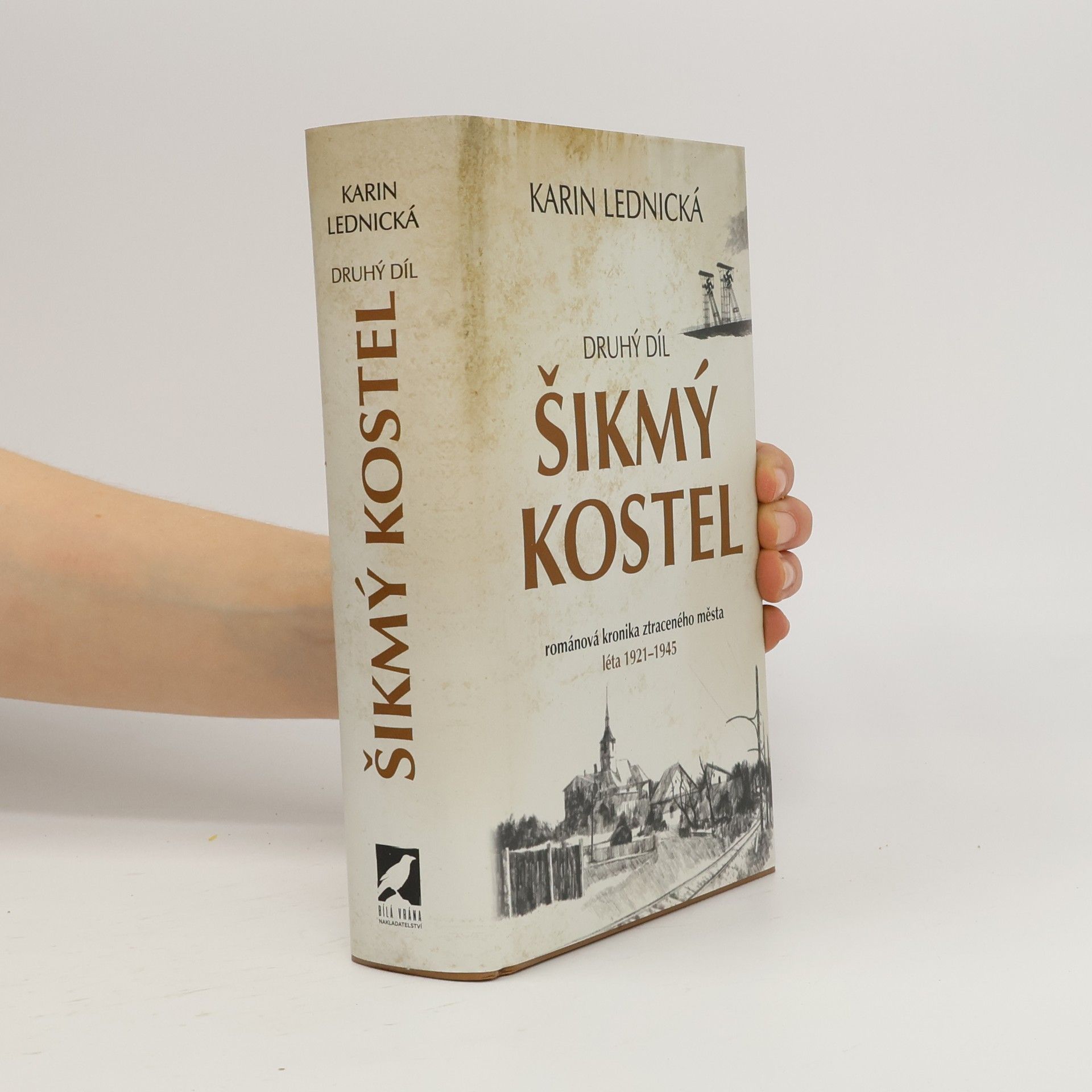 Karin Lednická Šikmý kostel 2