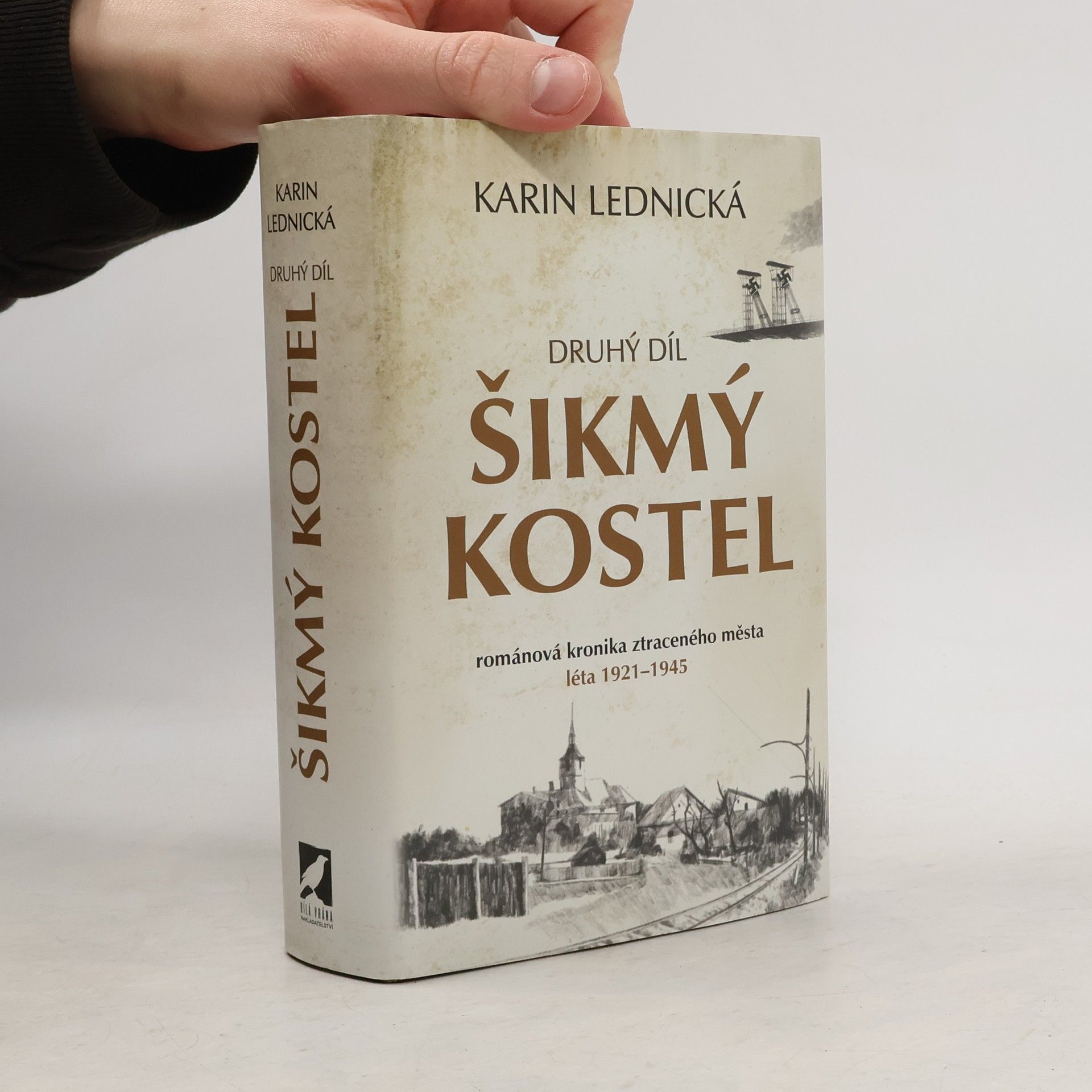 Karin Lednická Šikmý kostel 2