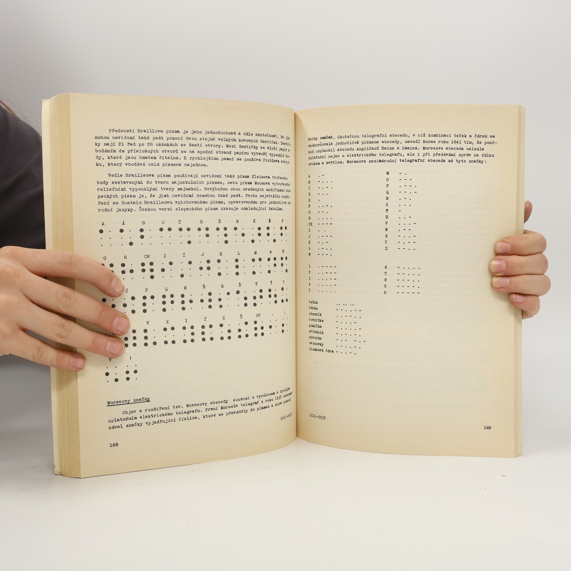 Jaroslav Kašpar Úvod do novověké latinské paleografie se zvláštním zřetelem k českým zemím sv. 1 - Textová část