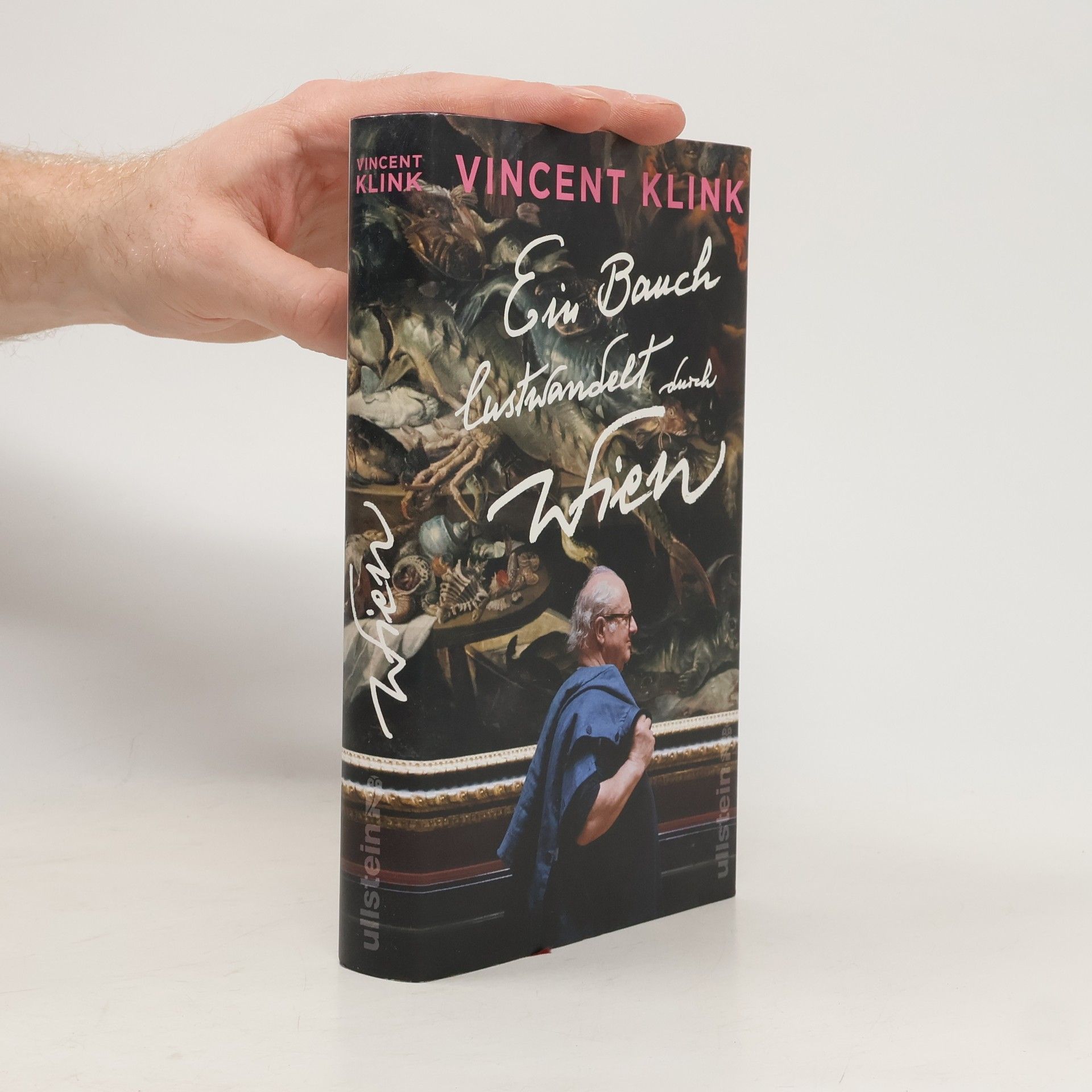 Ein Bauch lustwandelt durch Wien