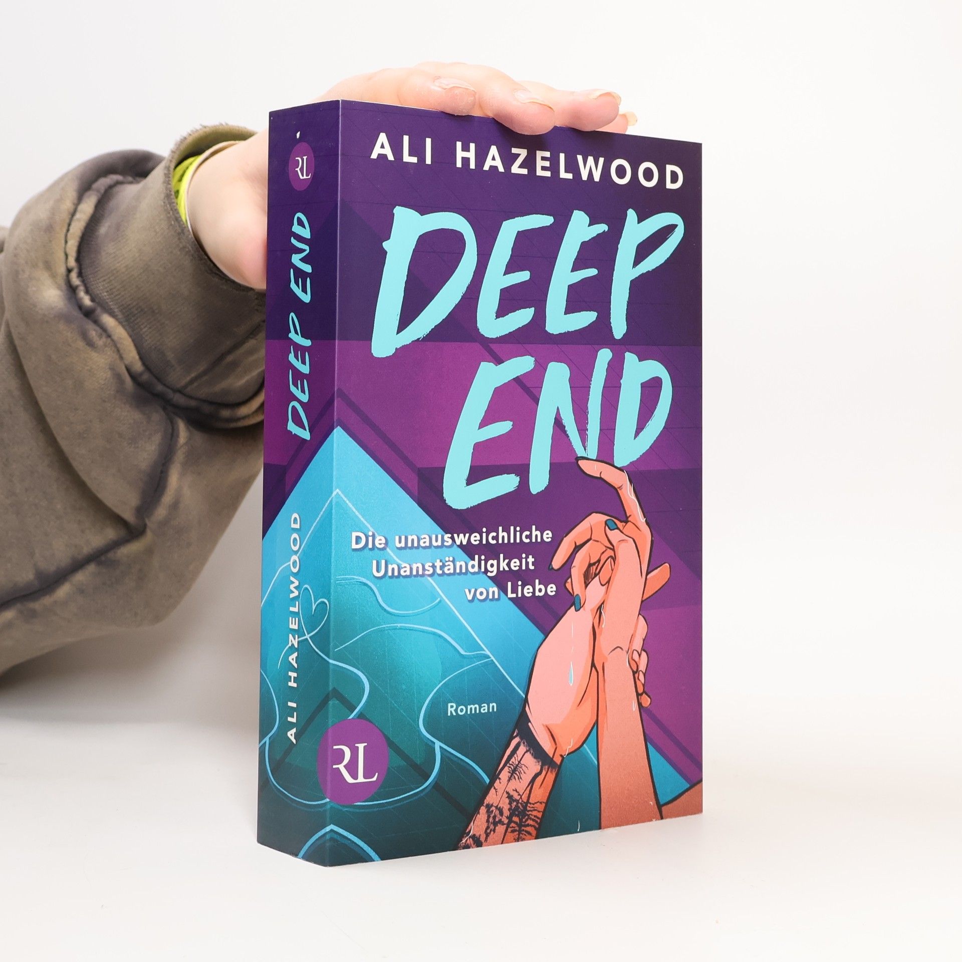 Ali Hazelwood Deep End