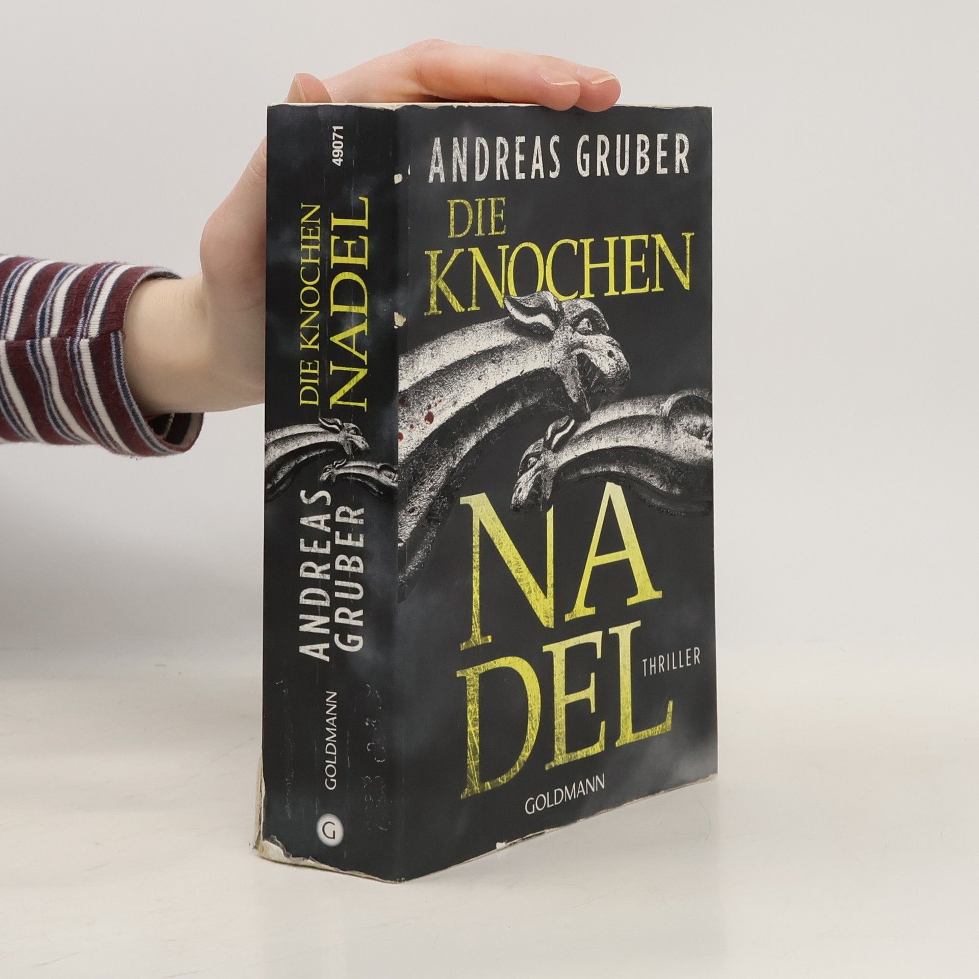 Andreas Gruber Die Knochen Nadel