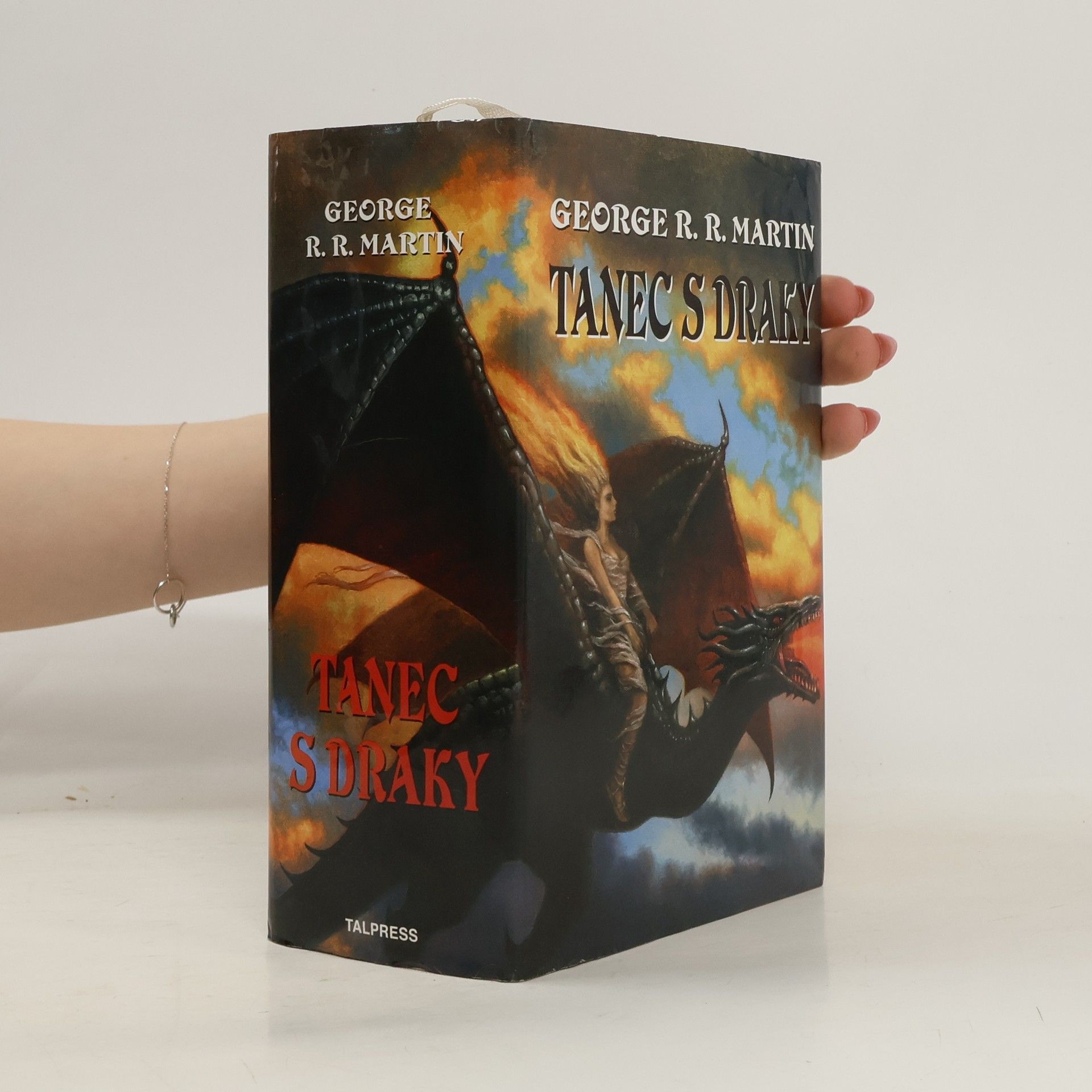 George R. R. Martin Tanec s draky