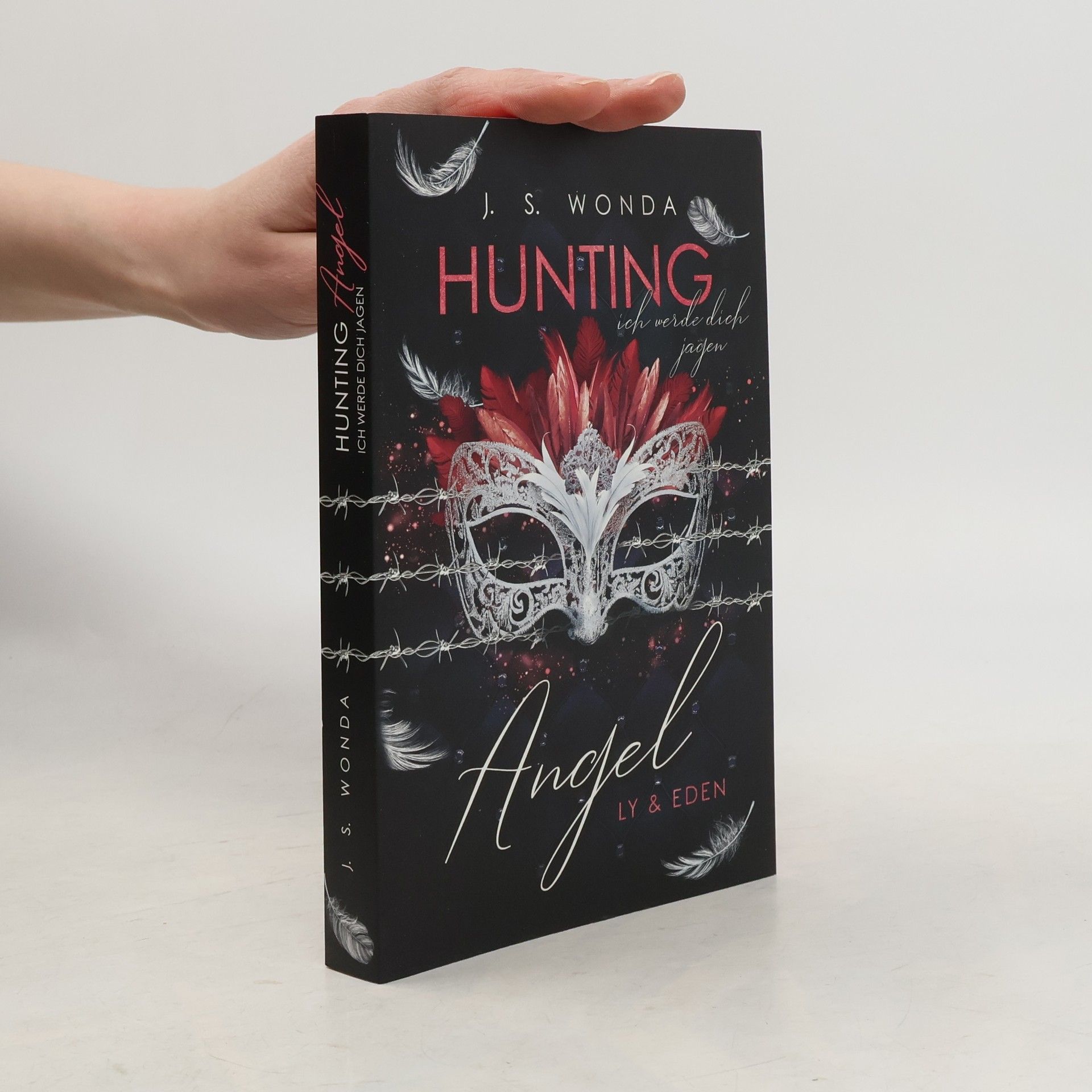 Jane S. Wonda Hunting Angel