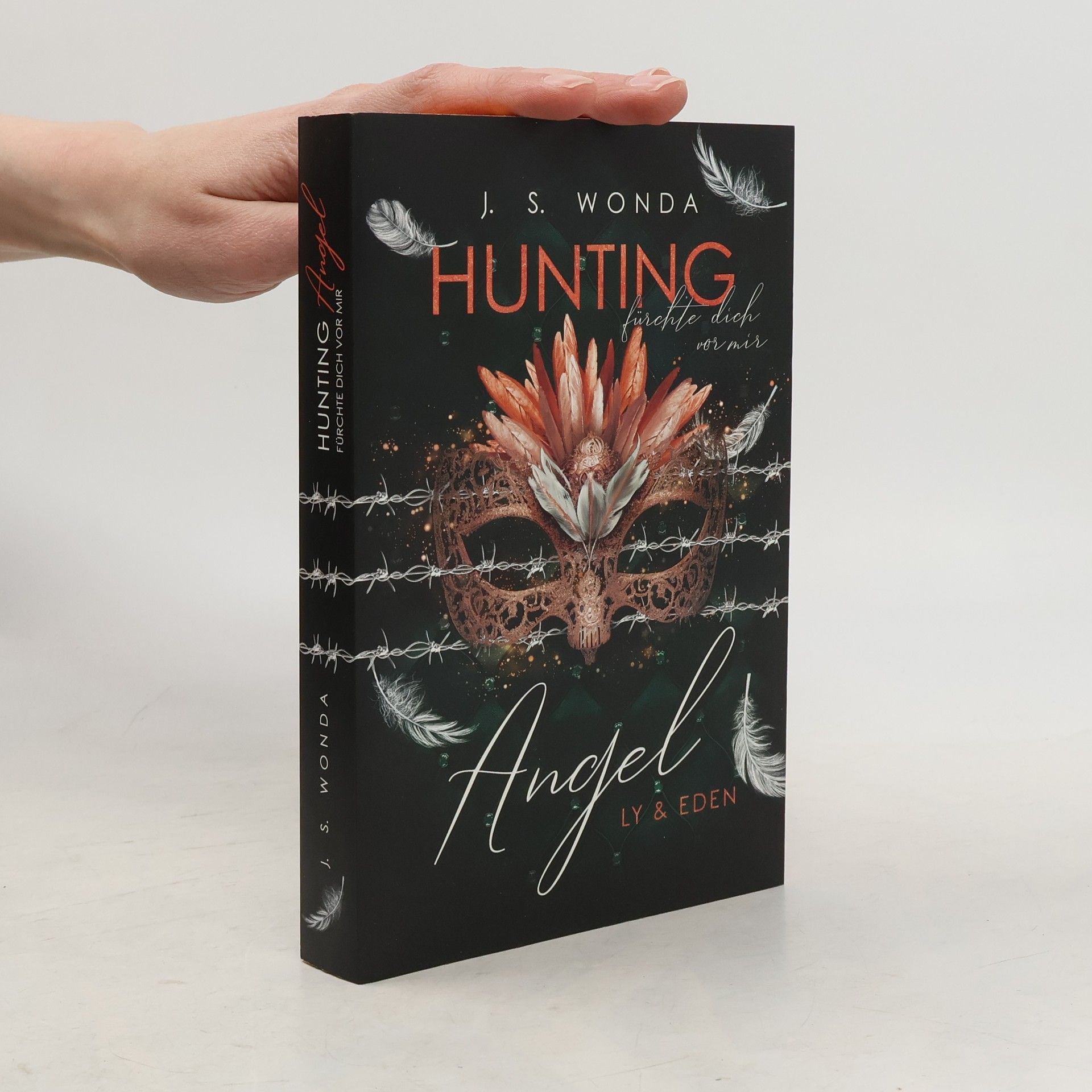 Jane S. Wonda Hunting Angel