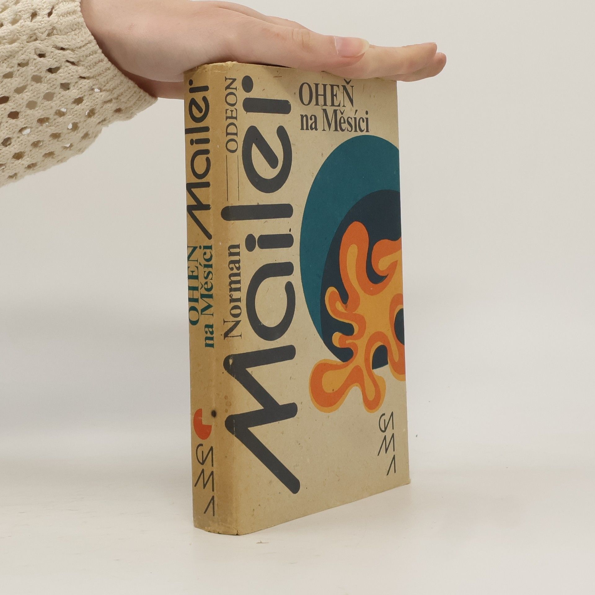 Norman Mailer Oheň na měsíci