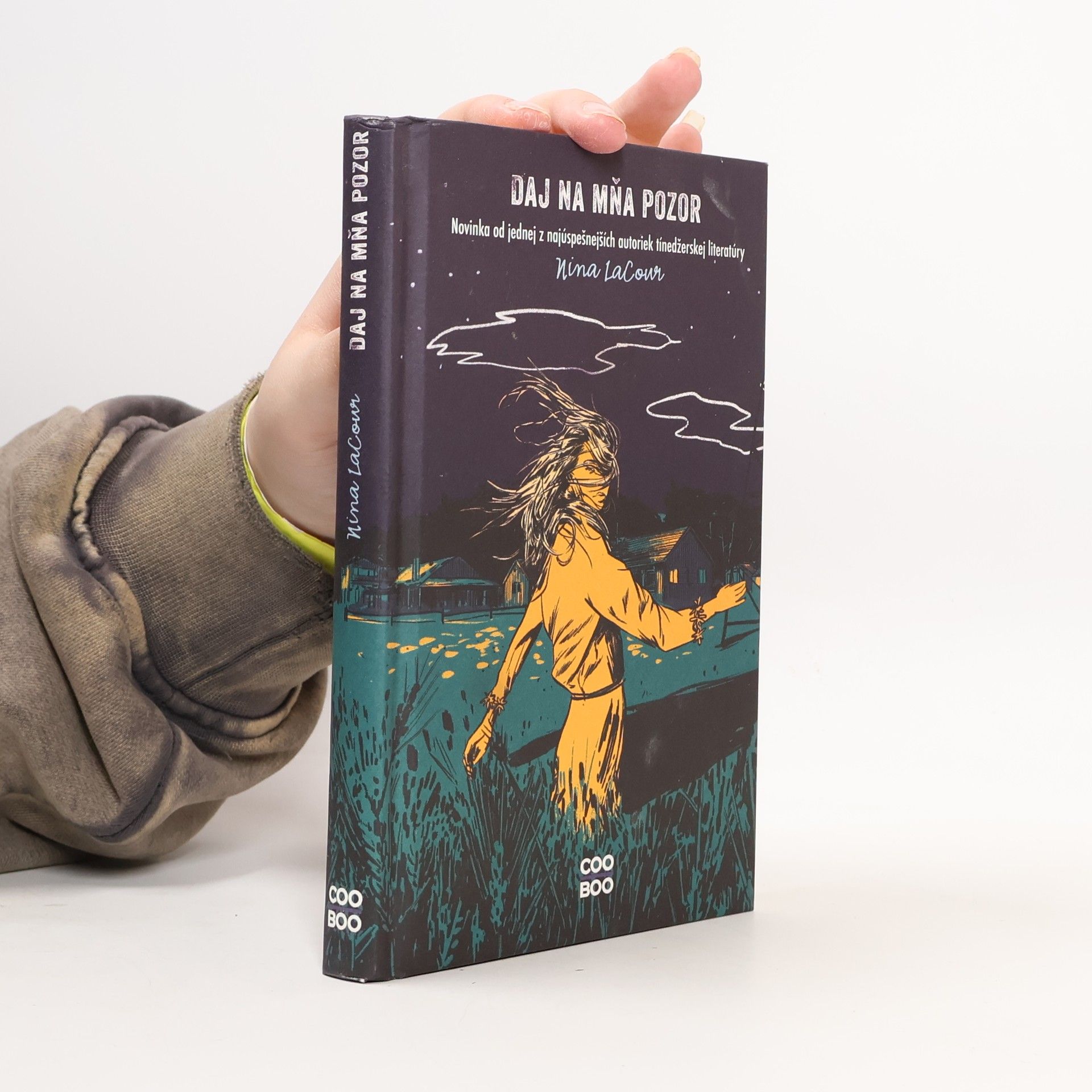 Nina LaCour Daj na mňa pozor