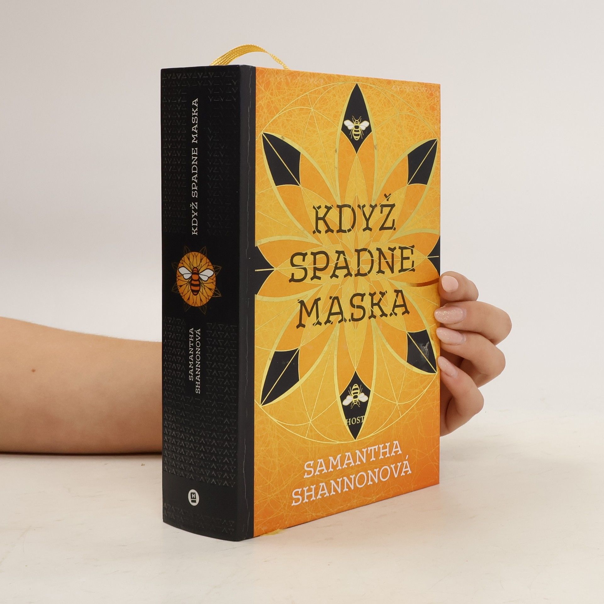 Samantha Shannon Když spadne maska