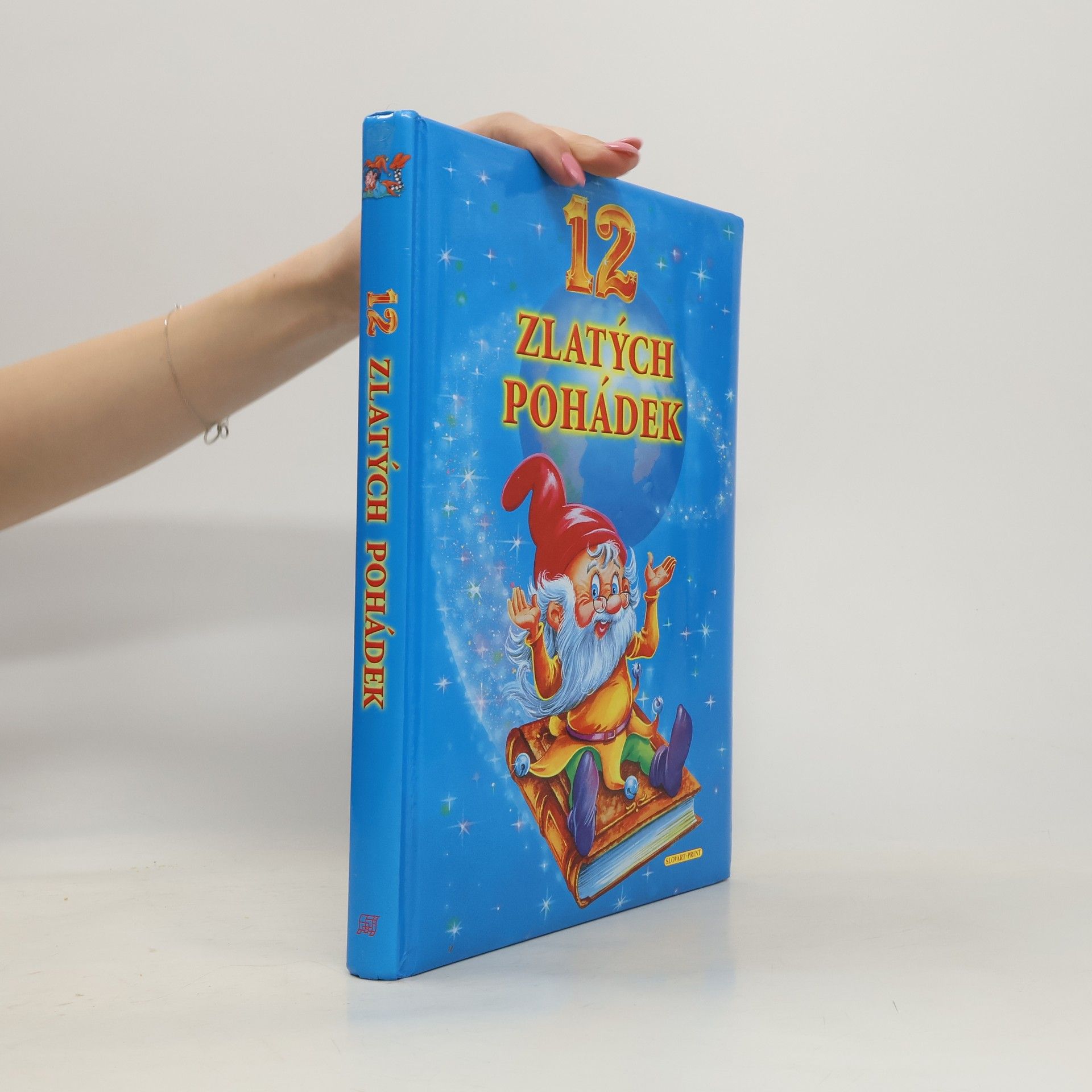 12 zlatých pohádek
