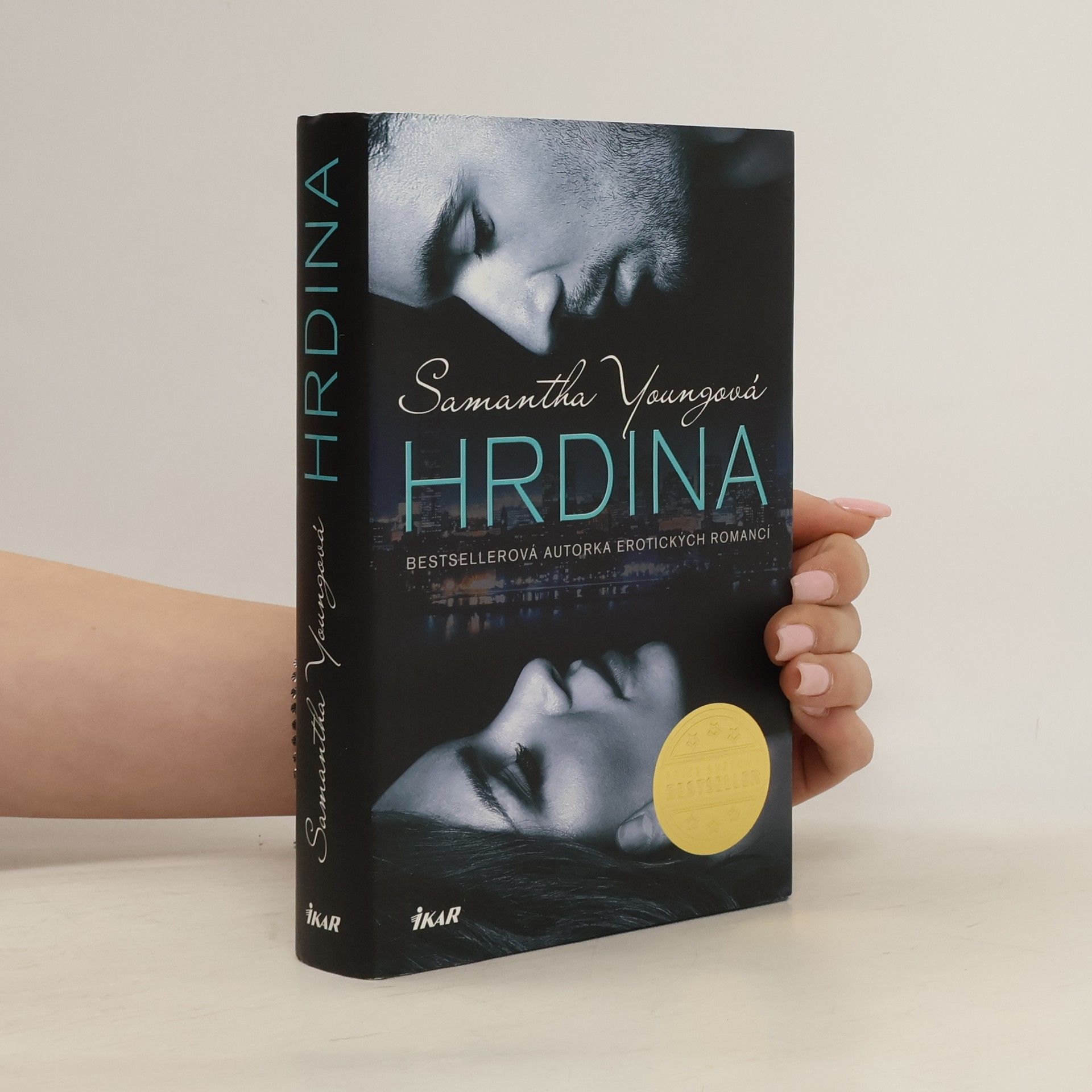 Samantha Young Hrdina