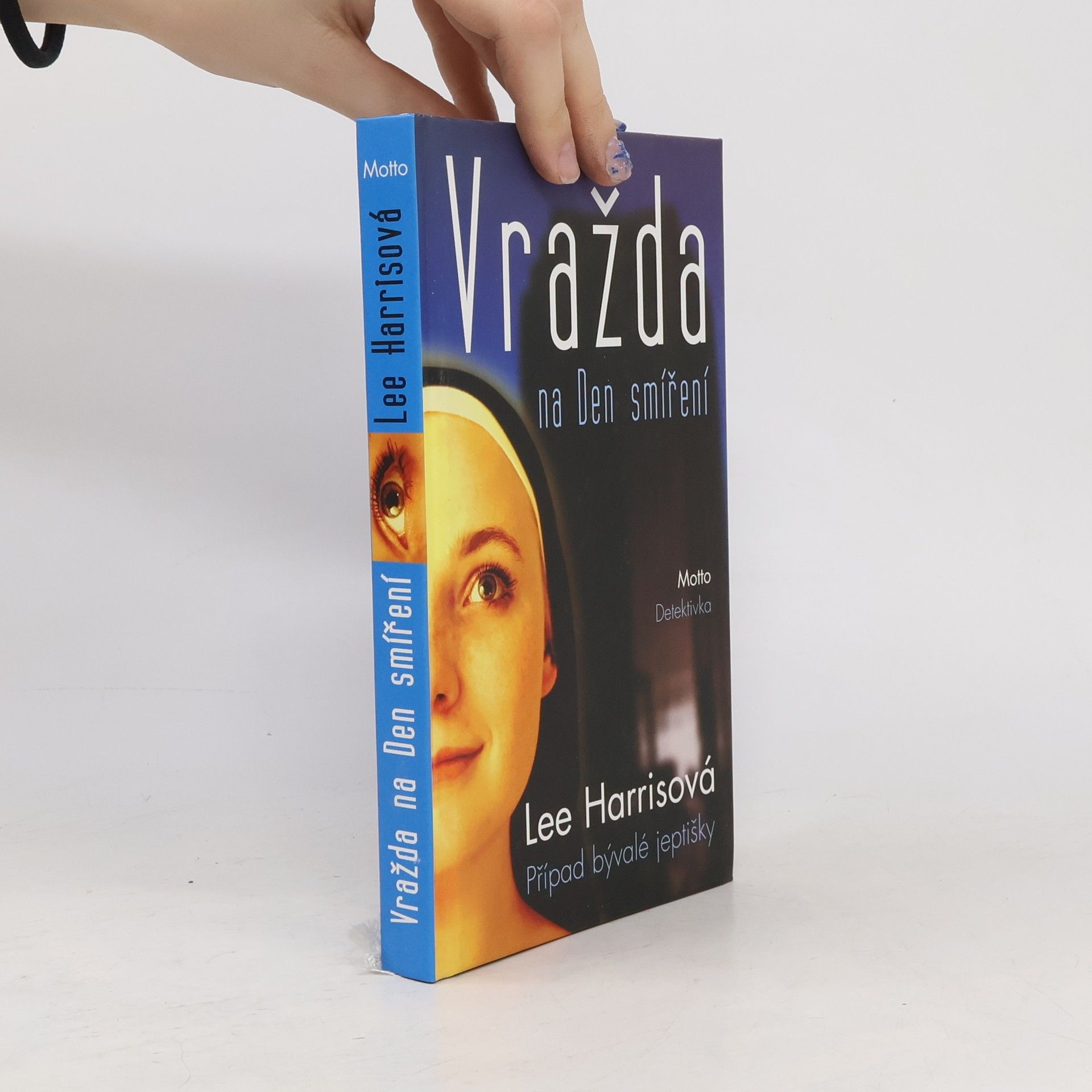 Lee Harris Vražda na Den smíření